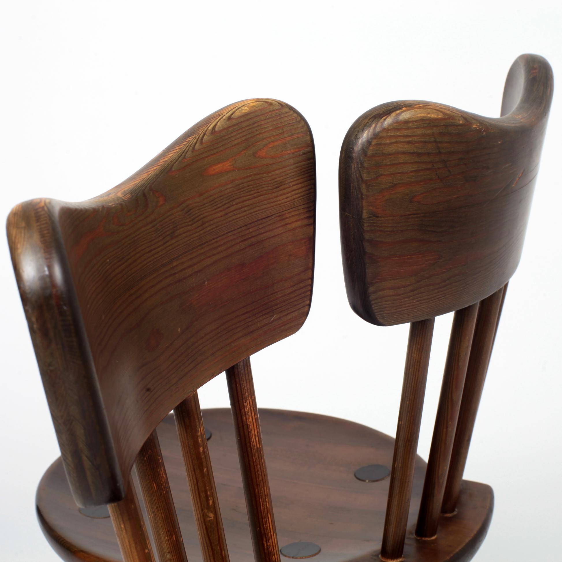 Swedish Chairs in Solid Pine Wood 1930 by Torsten Claeson For Sale 4