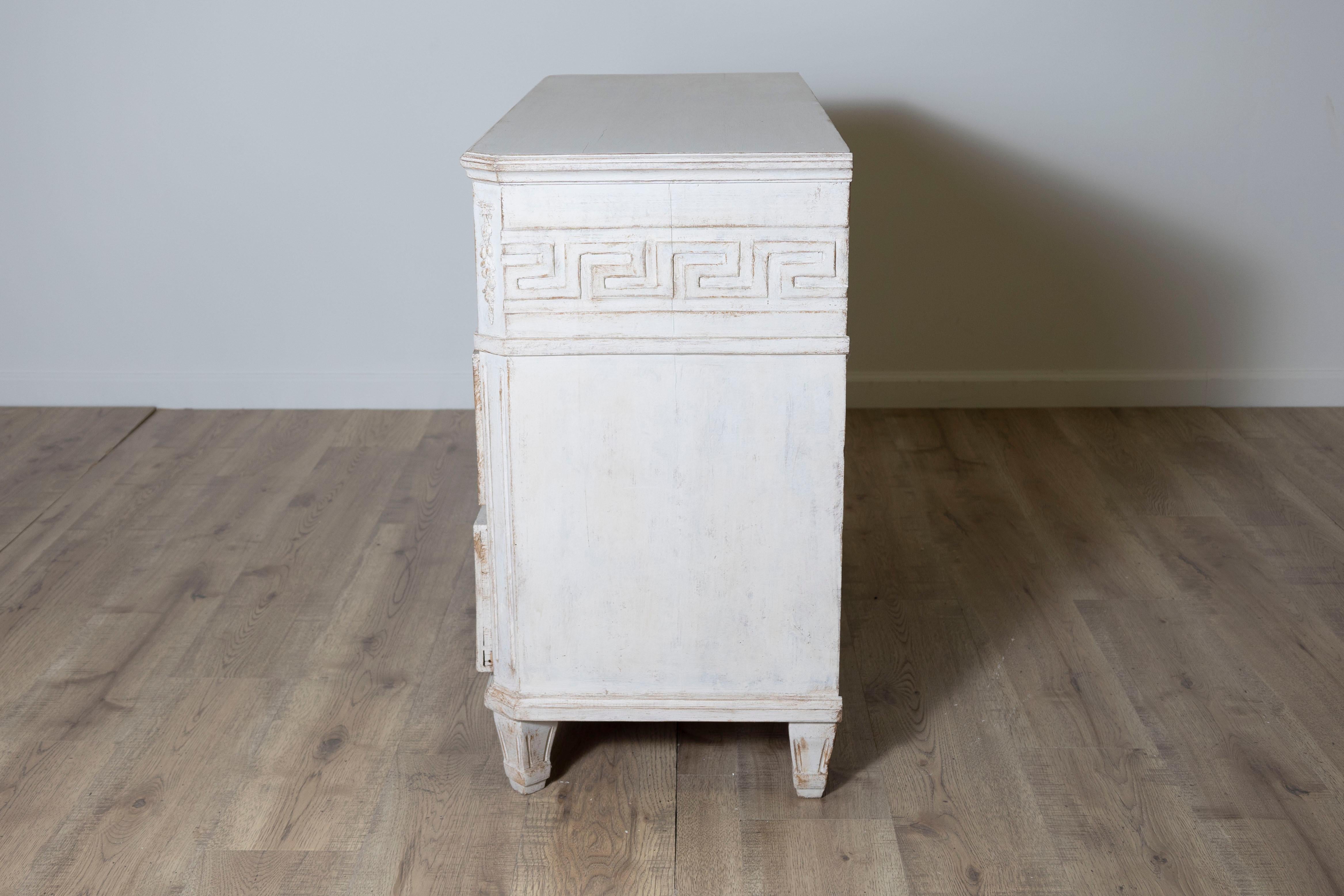 Swedish Chest of Drawers For Sale 1