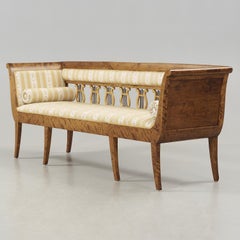 Schwedisches klassisches Sofa