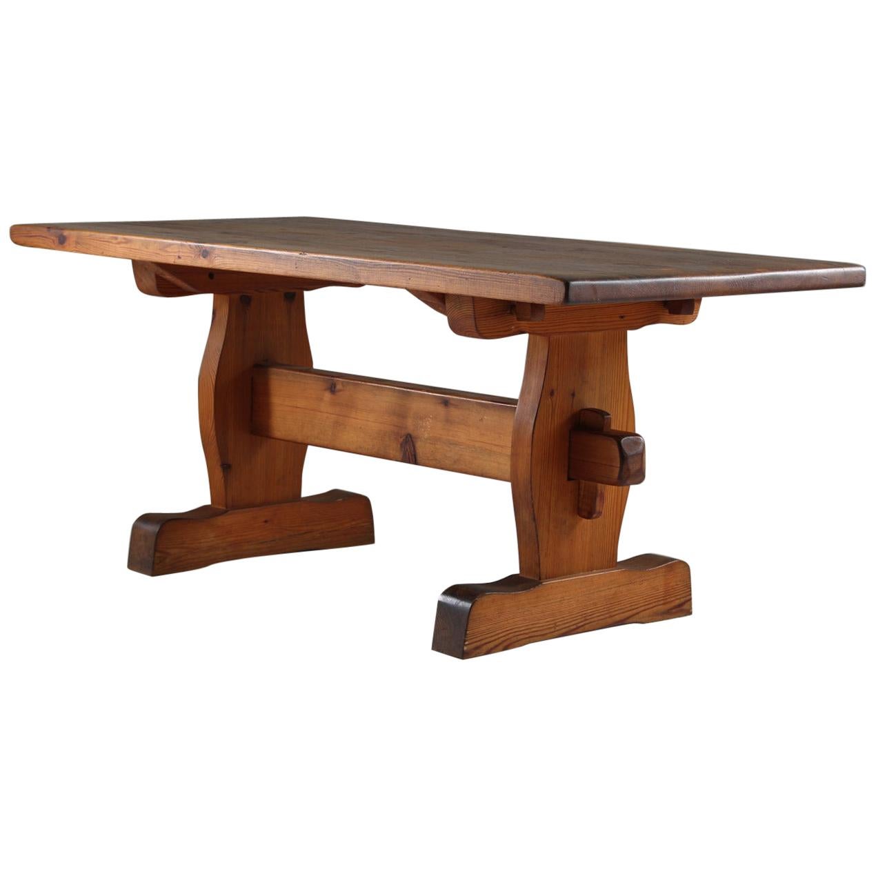 Table basse suédoise en pin, années 1930