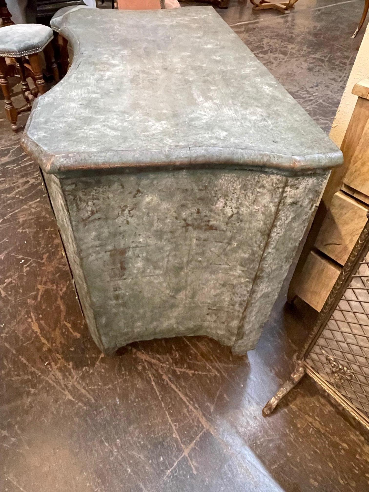 18th c. Swedish Commode For Sale 1
