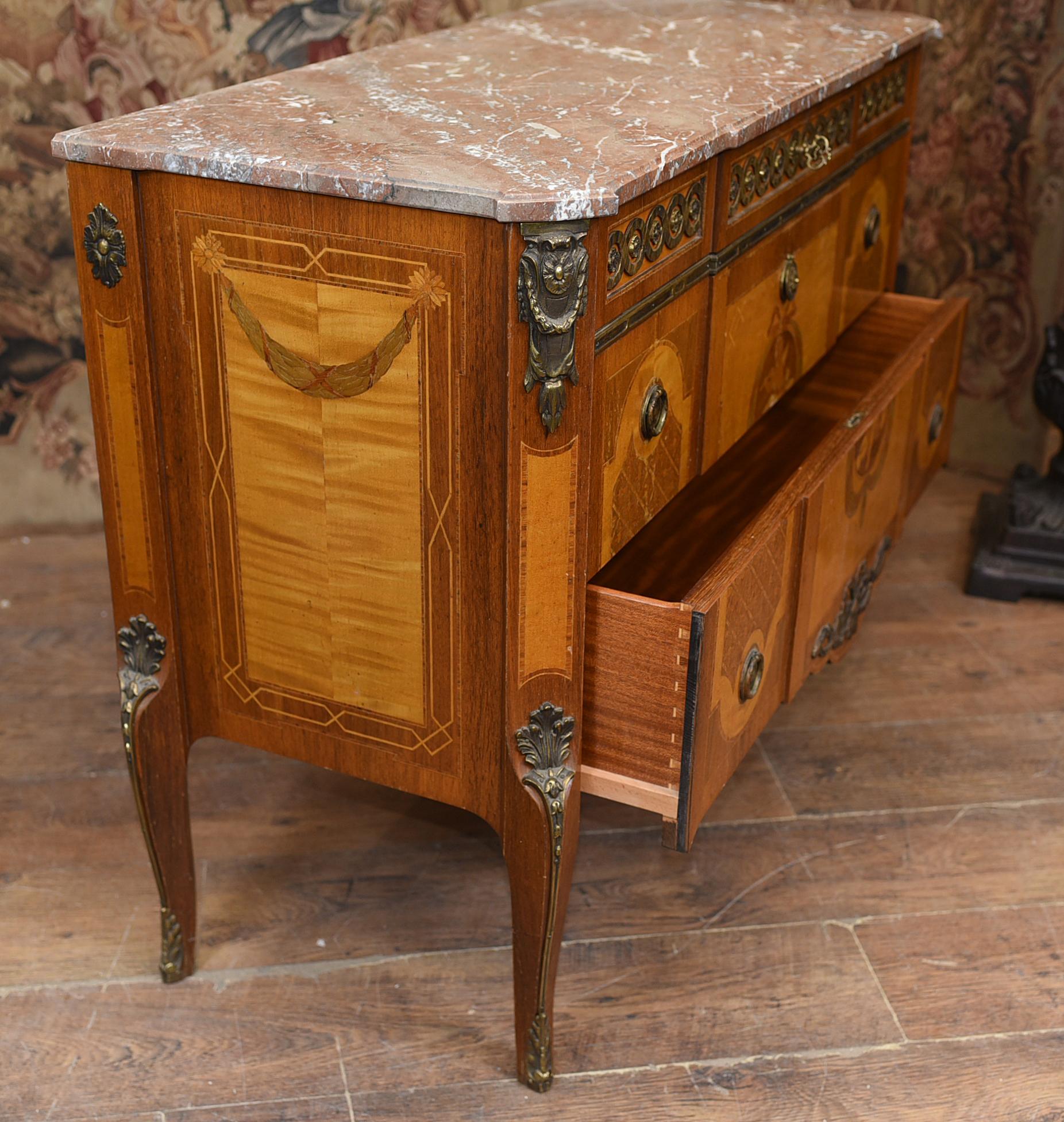 Swedish Commode Chest of Drawers Marquetry Inlay 1920 For Sale 7