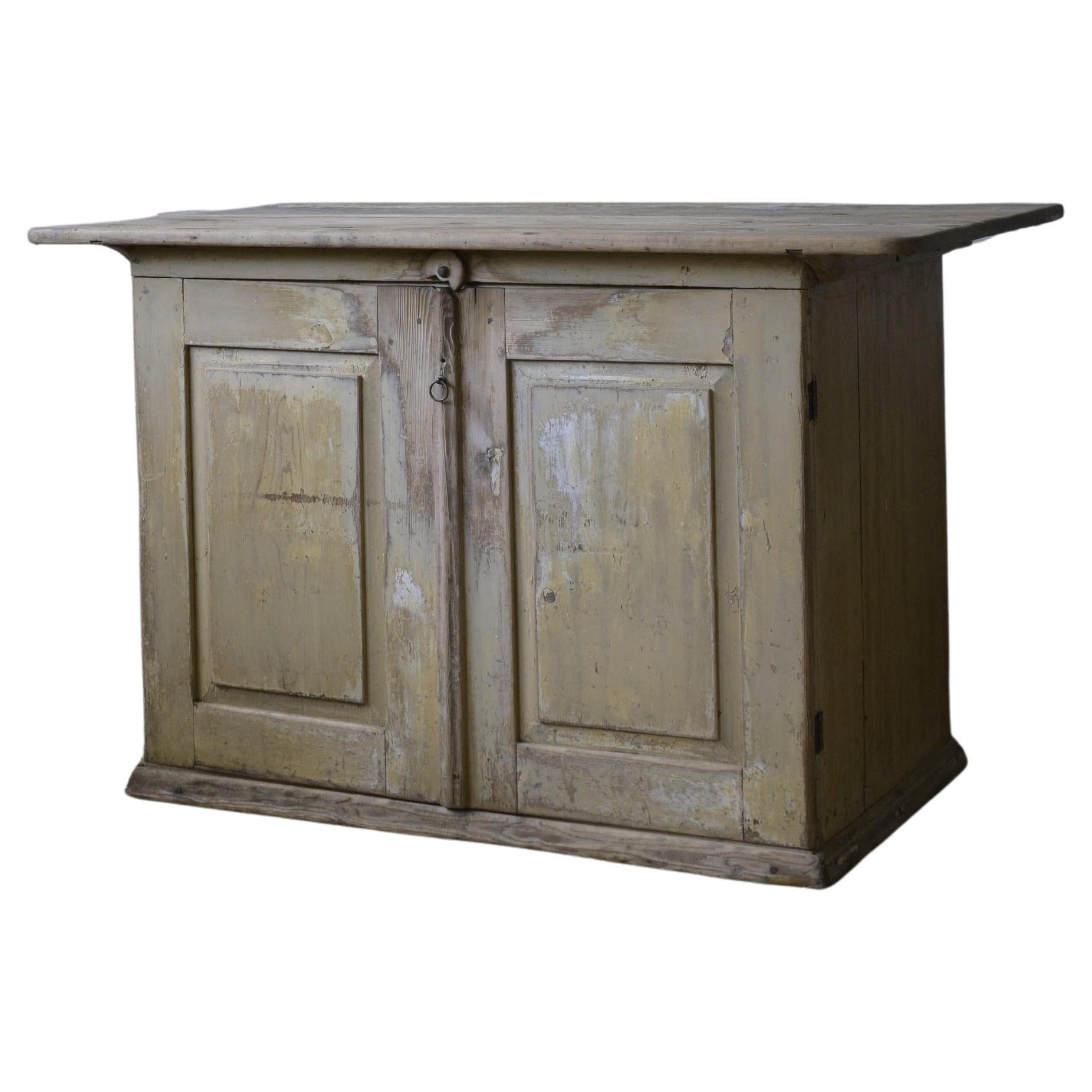Swedish Commode from Skattungbyn, Orsa ca 1700–1830