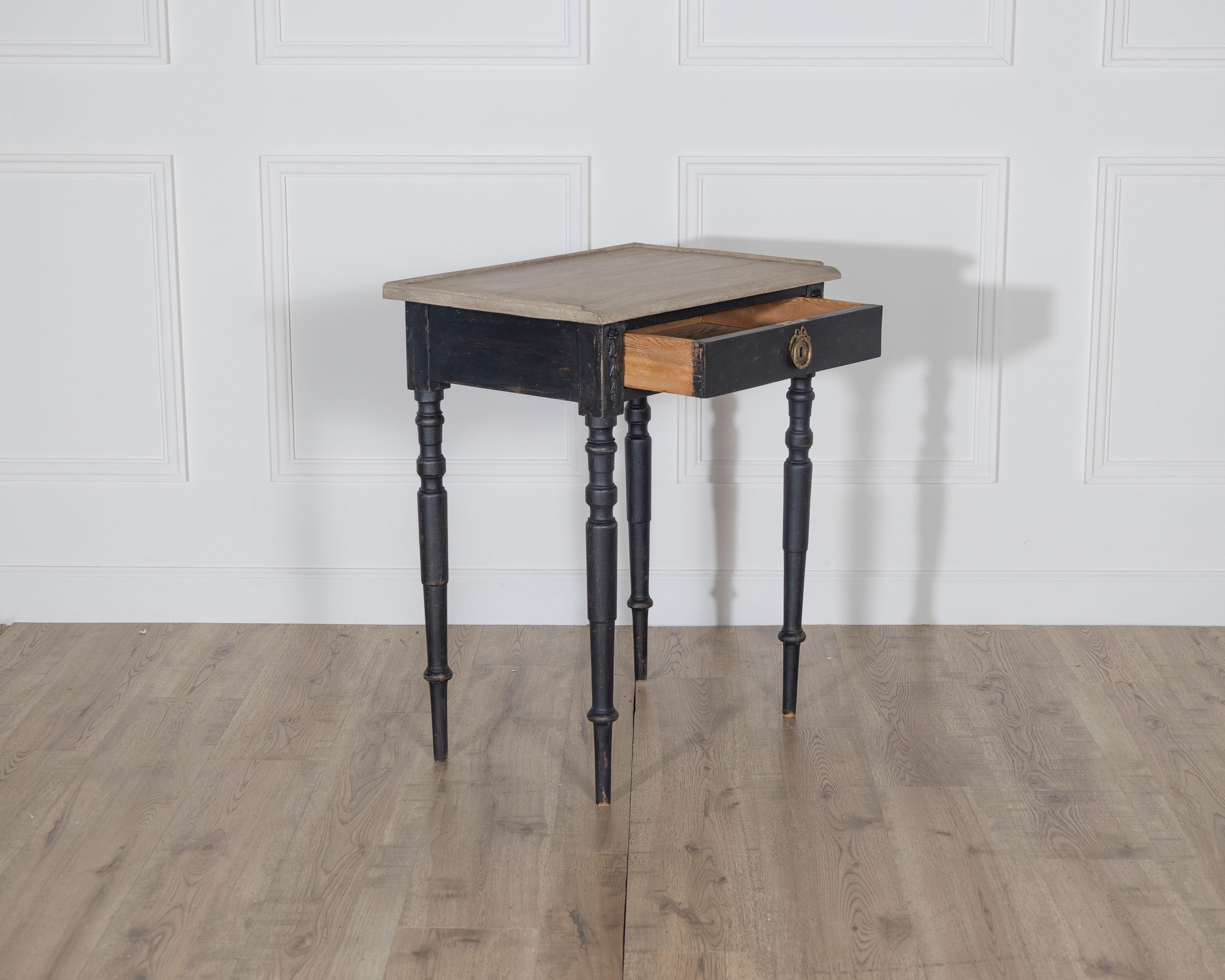 19th Century Swedish Console Table with Gallery Edge and Contrasting Painted Top, circa 1880 For Sale
