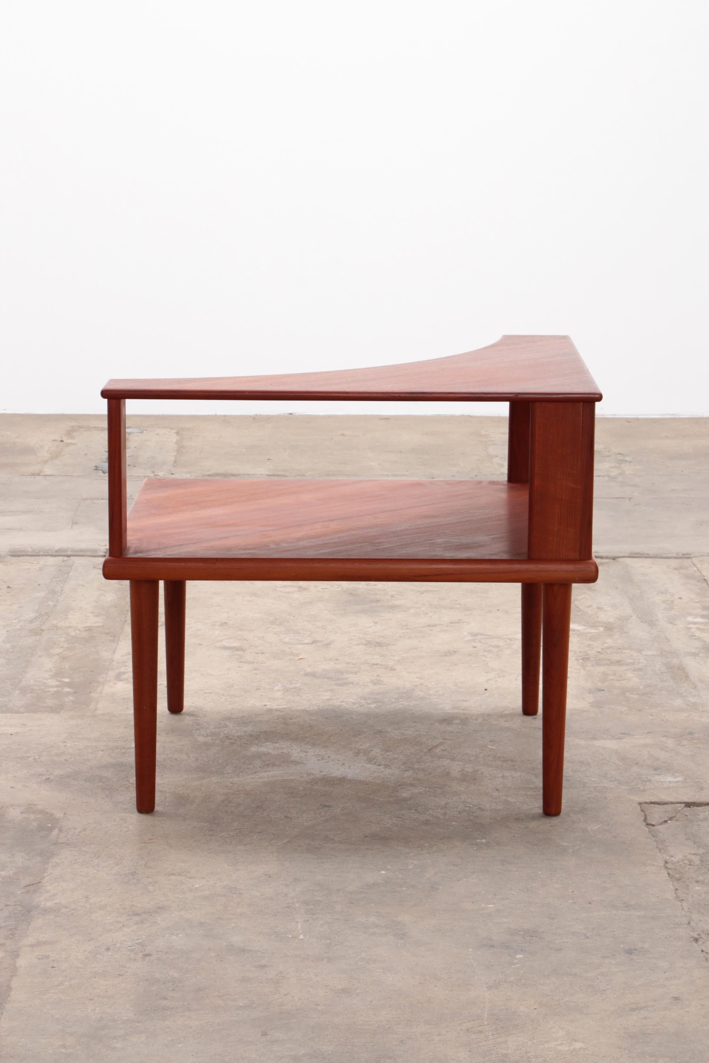 Scandinavian Modern Swedish Corner Table Teak - Design by Alf Svensson & Yngvar Sandström For Sale
