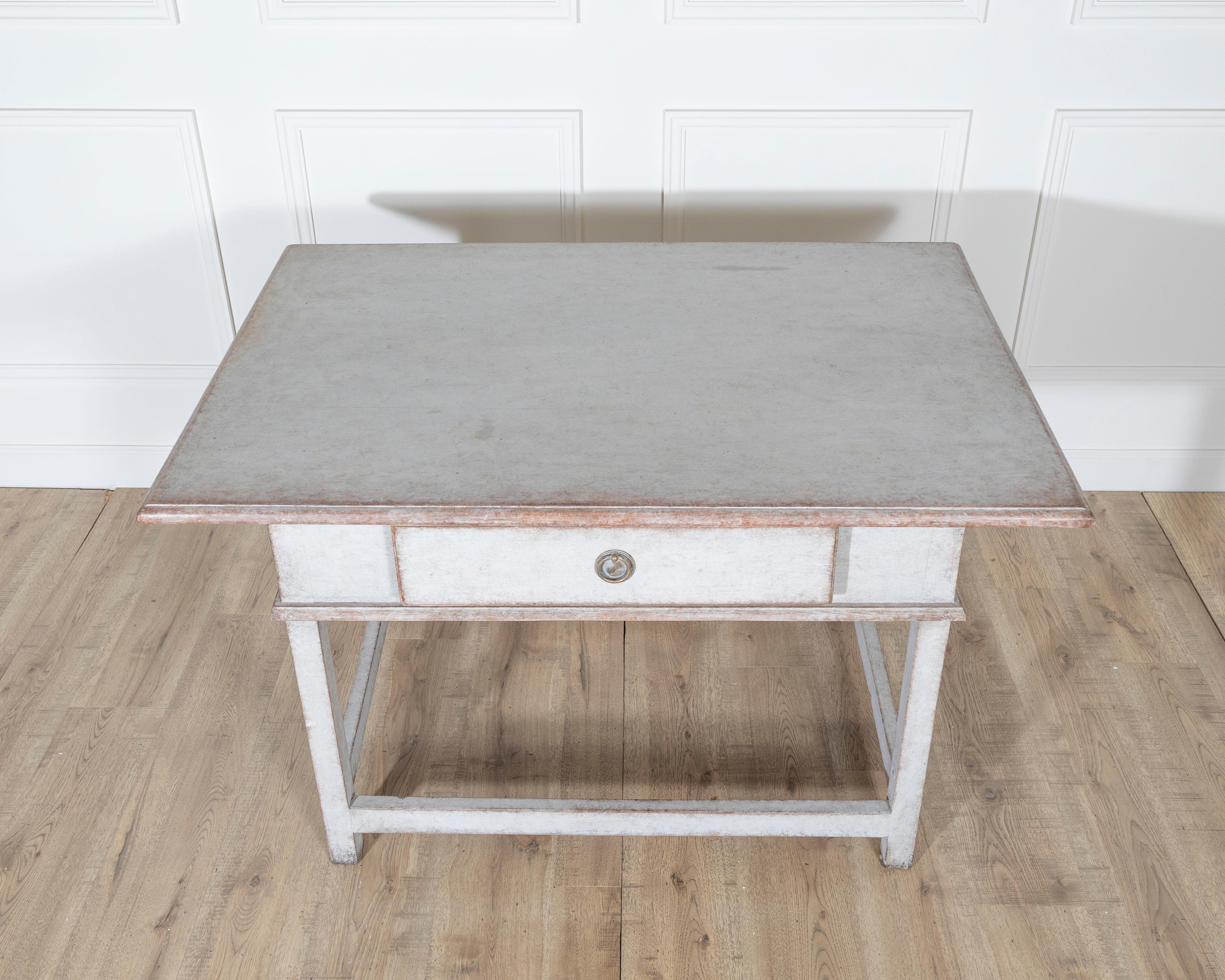 Wood Swedish Country Pine Table with Drawer, circa 19th Century For Sale