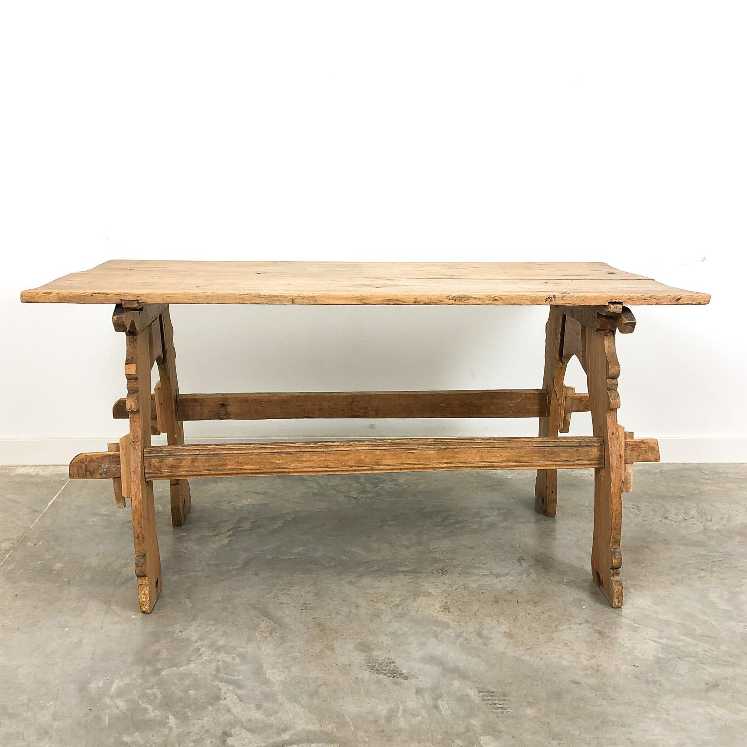Swedish, Country Table, Occasional Table, Gustavian Furniture, 19th Century For Sale 1