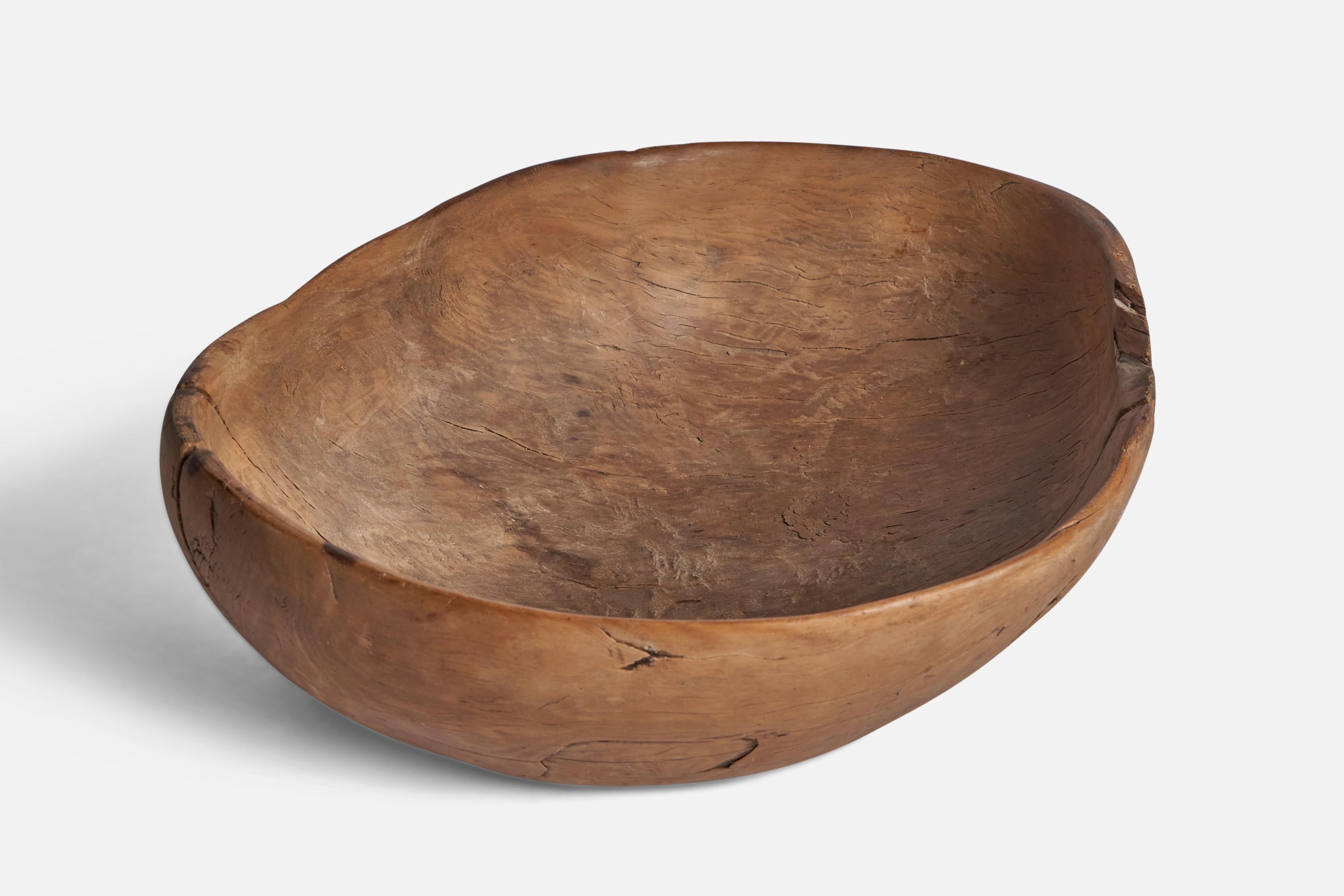Folk Art Swedish Craft, Bowl, Burl Wood, Sweden, 19th Century For Sale