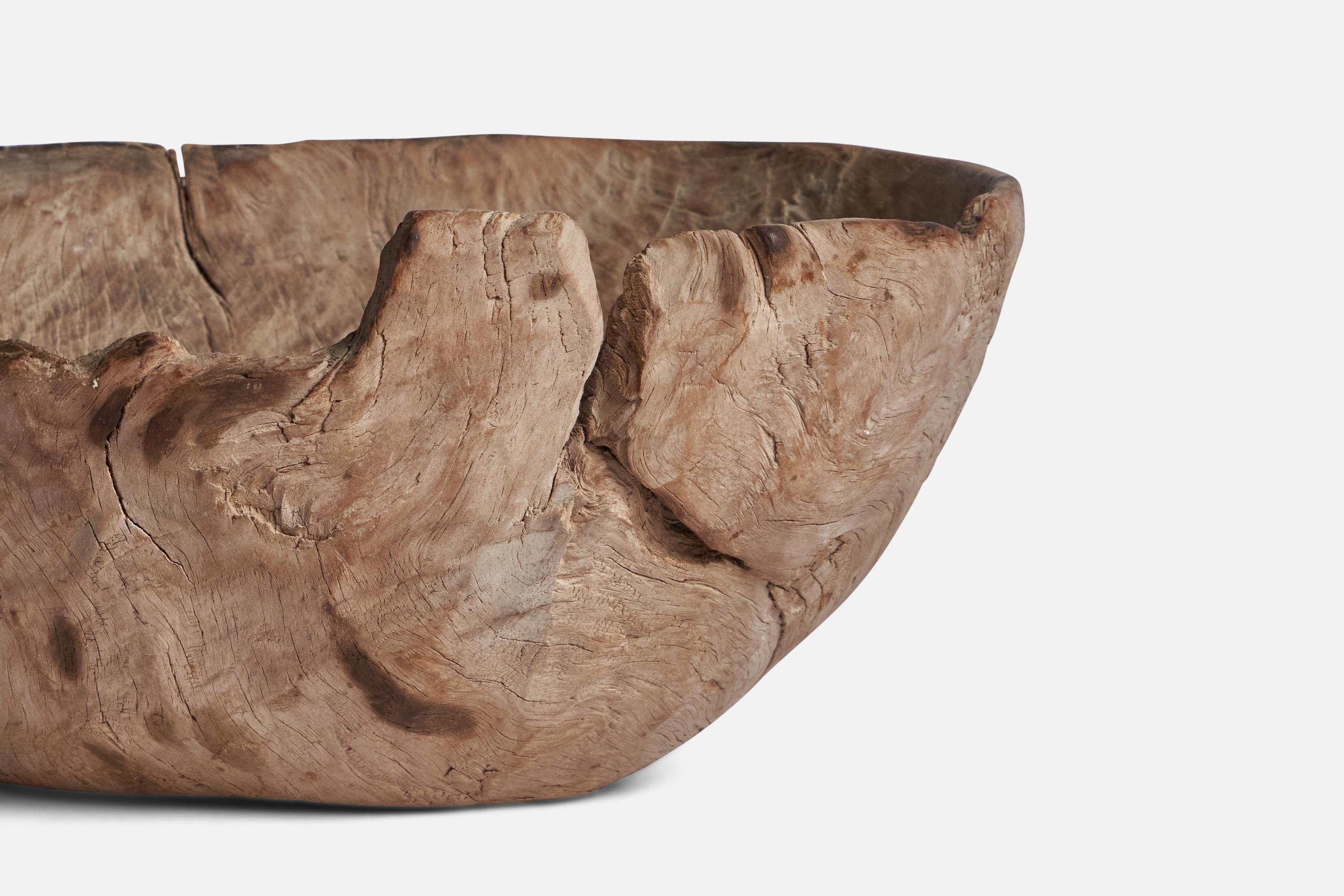 Swedish Craft, Bowl, Wood, Sweden, 17th century In Distressed Condition For Sale In High Point, NC