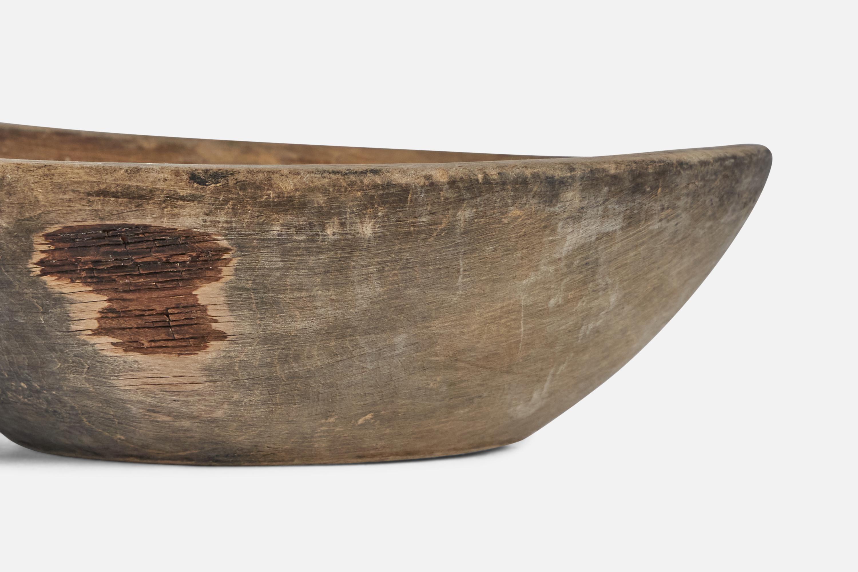 Swedish Craft, Bowl, Wood, Sweden, 19th Century In Fair Condition For Sale In High Point, NC