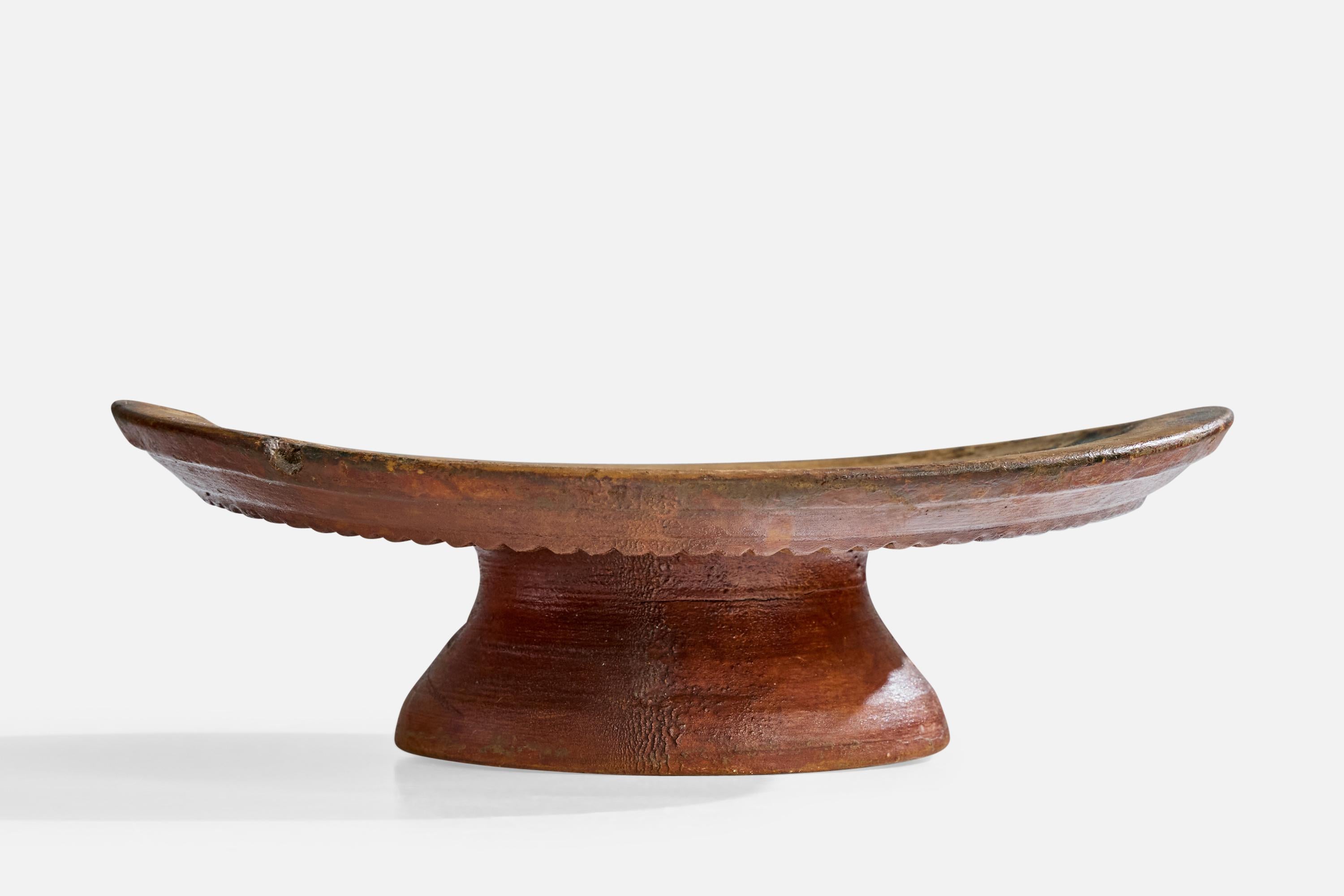 Artesanía sueca, Plato, Madera, Suecia, Siglo XIX en Bueno estado para la venta en High Point, NC