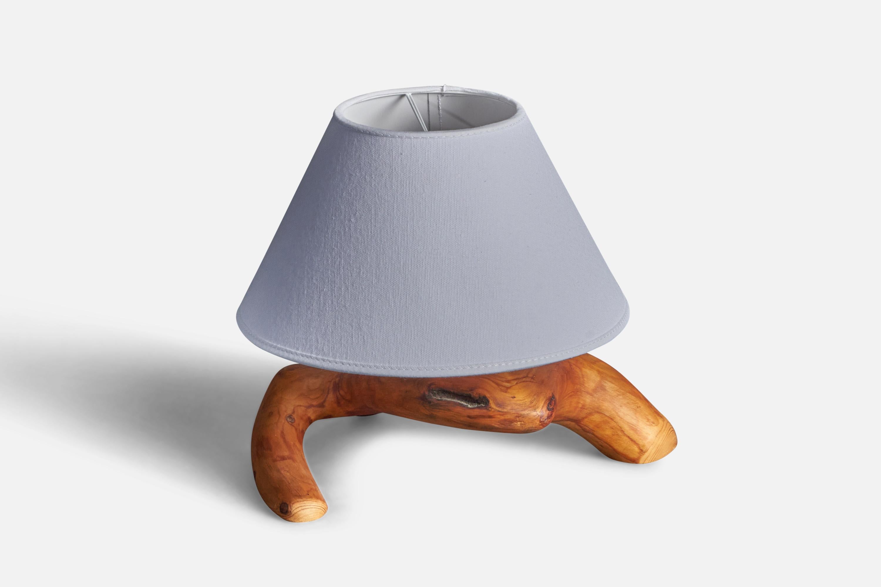Swedish Craft, Freeform Table Lamp, Pine, Sweden, C. 1970s In Good Condition For Sale In High Point, NC