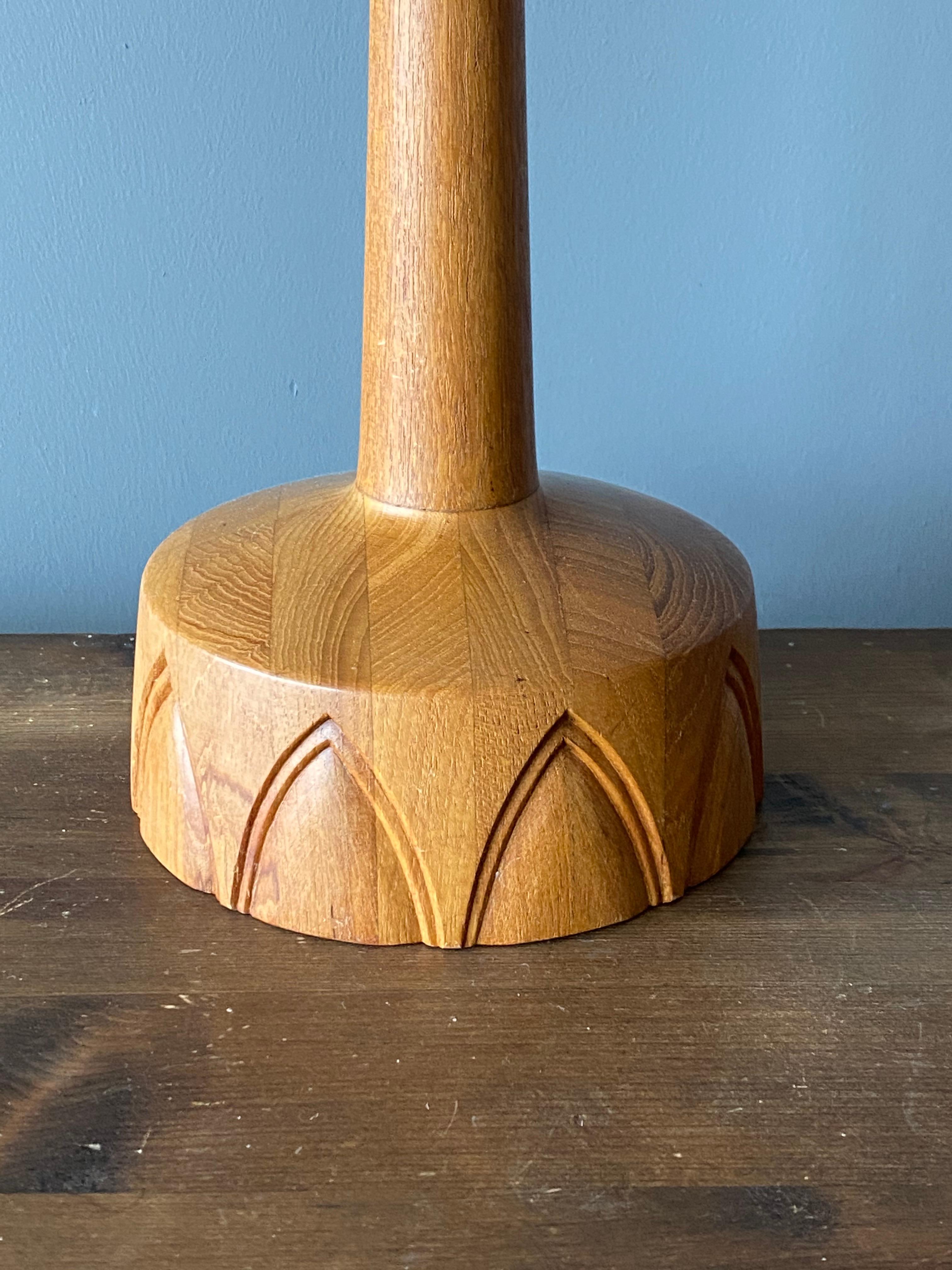 Swedish Craft, Modernist Table Lamp, Sculpted Solid Teak, Sweden, 1960s In Good Condition In High Point, NC
