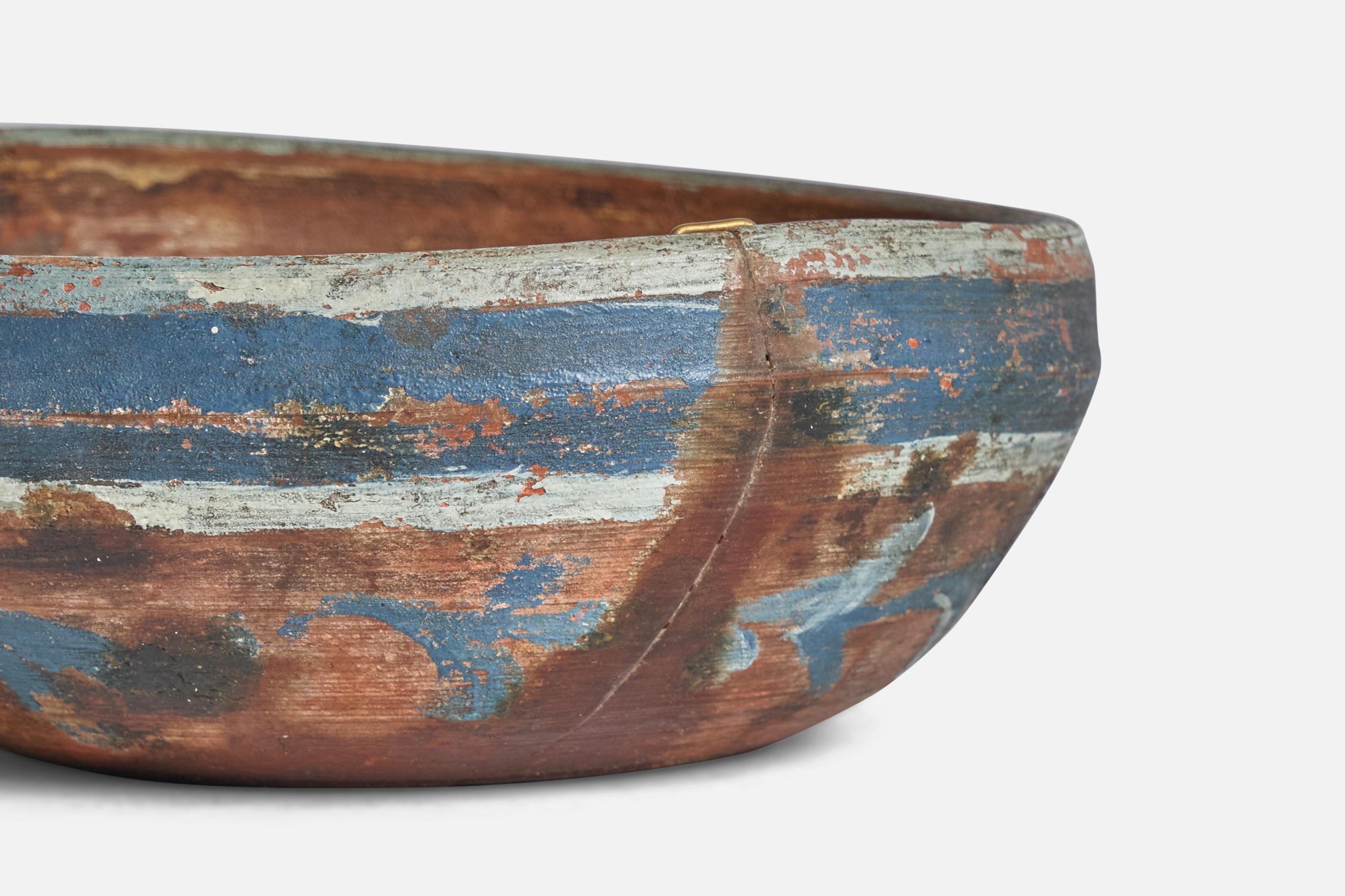 Swedish Craft, Small Bowl, Painted Wood, Sweden, 19th Century In Fair Condition For Sale In High Point, NC
