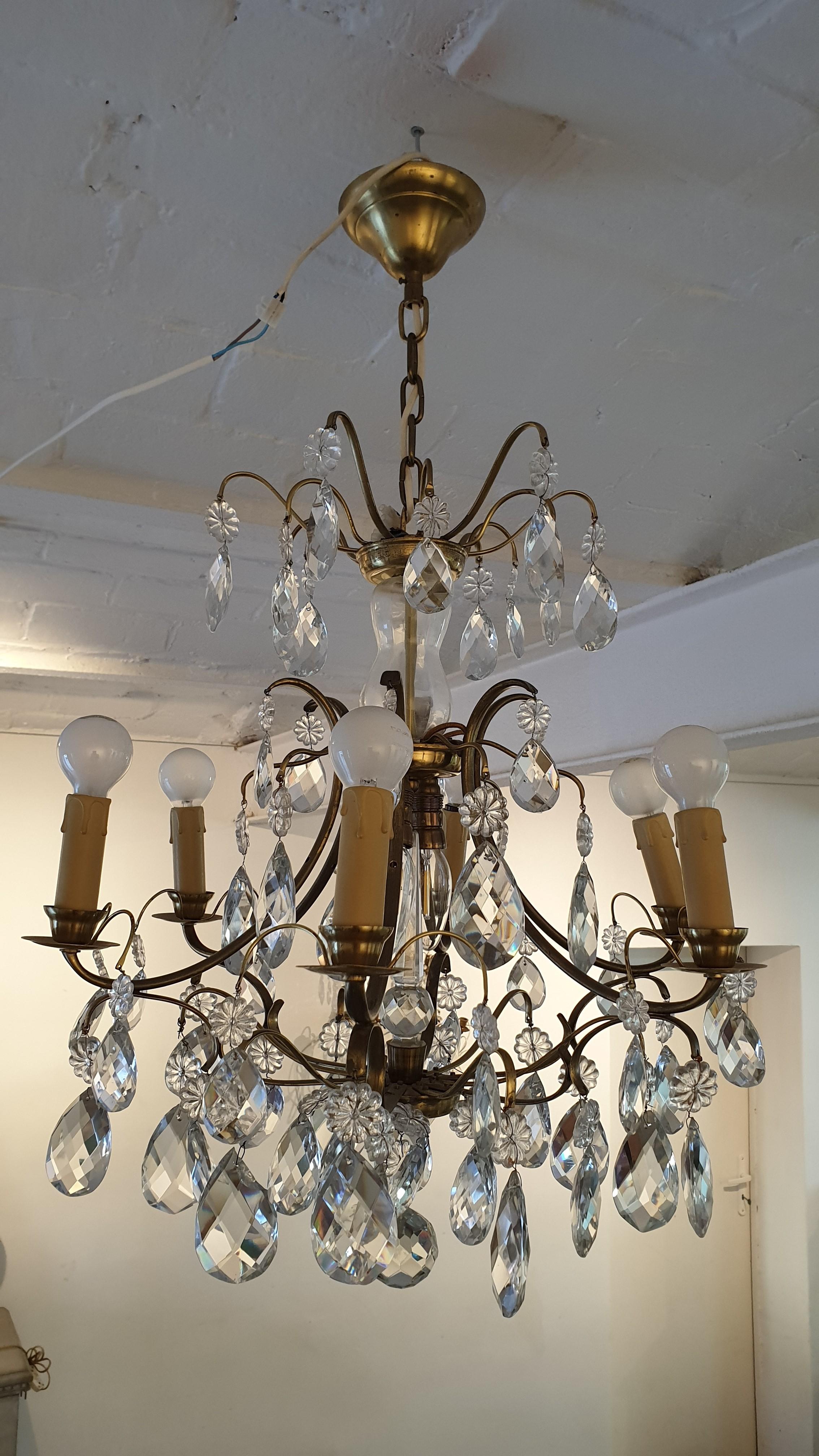 Swedish Crystal Chandelier, Early 20th Century In Good Condition For Sale In Helsingborg, SE