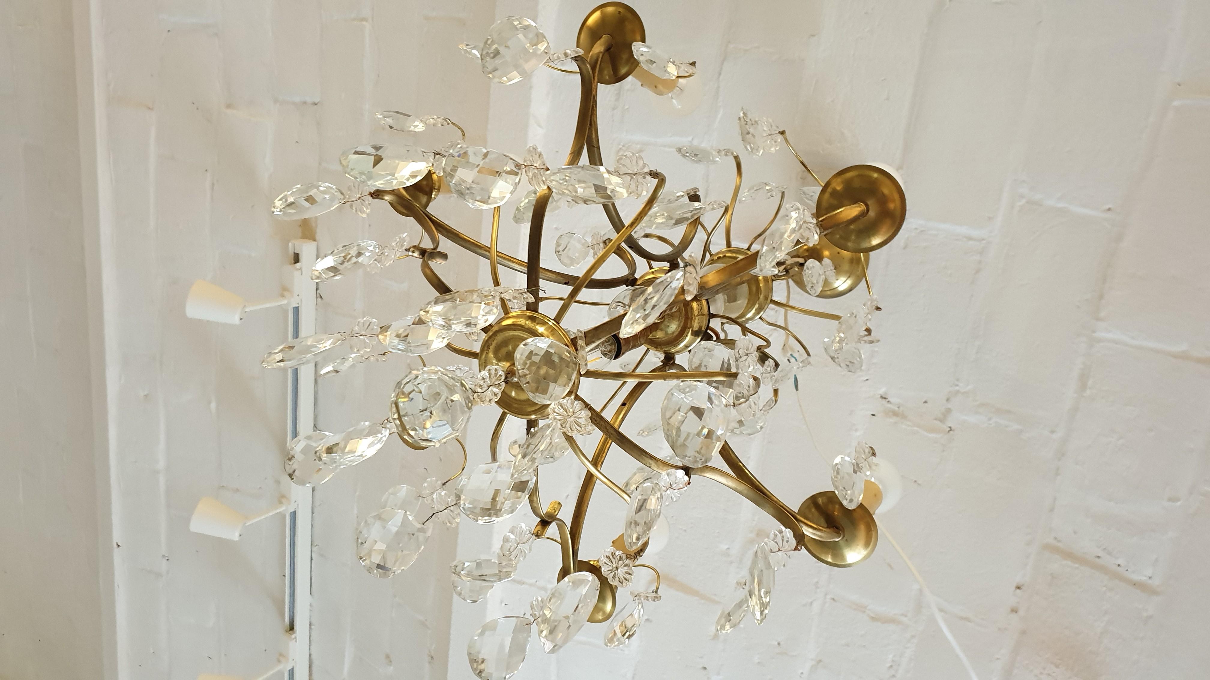 Swedish Crystal Chandelier, Early 20th Century For Sale 3