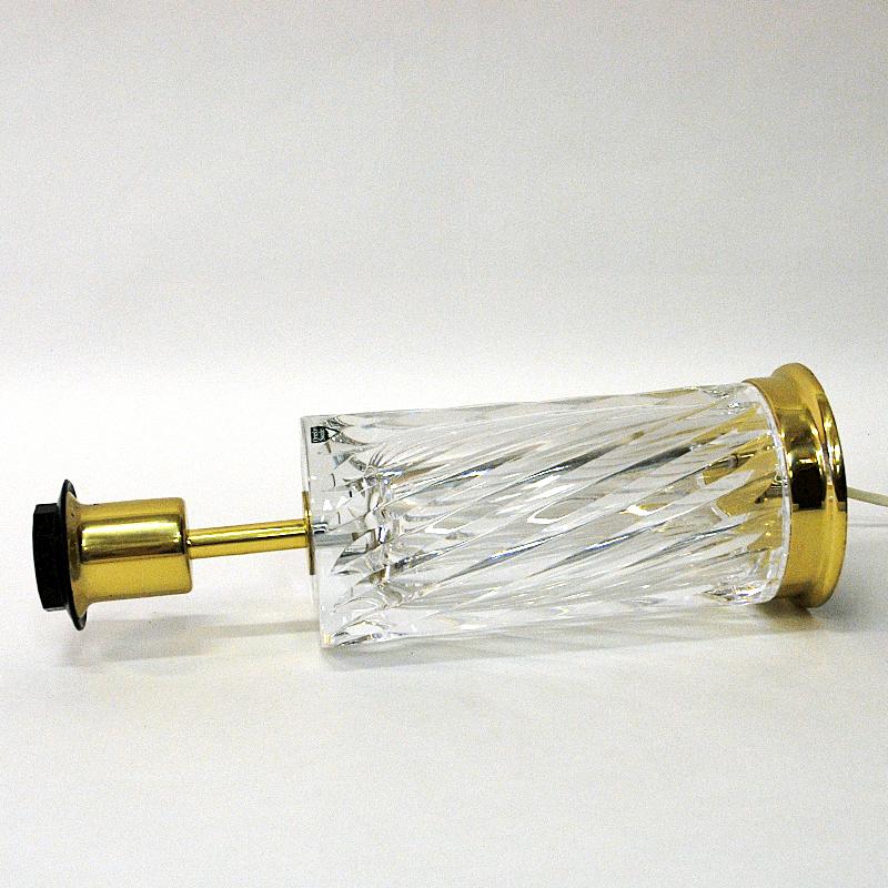 Swedish Crystal Glass and Brass Table Lamp by Olle Alberius for Orrefors, 1970s In Good Condition In Stockholm, SE