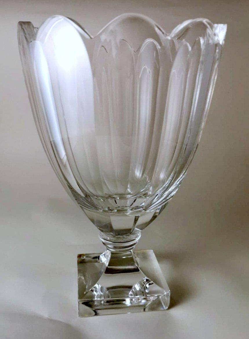 Swedish Crystal Tulip Vase With Square Base For Sale 8