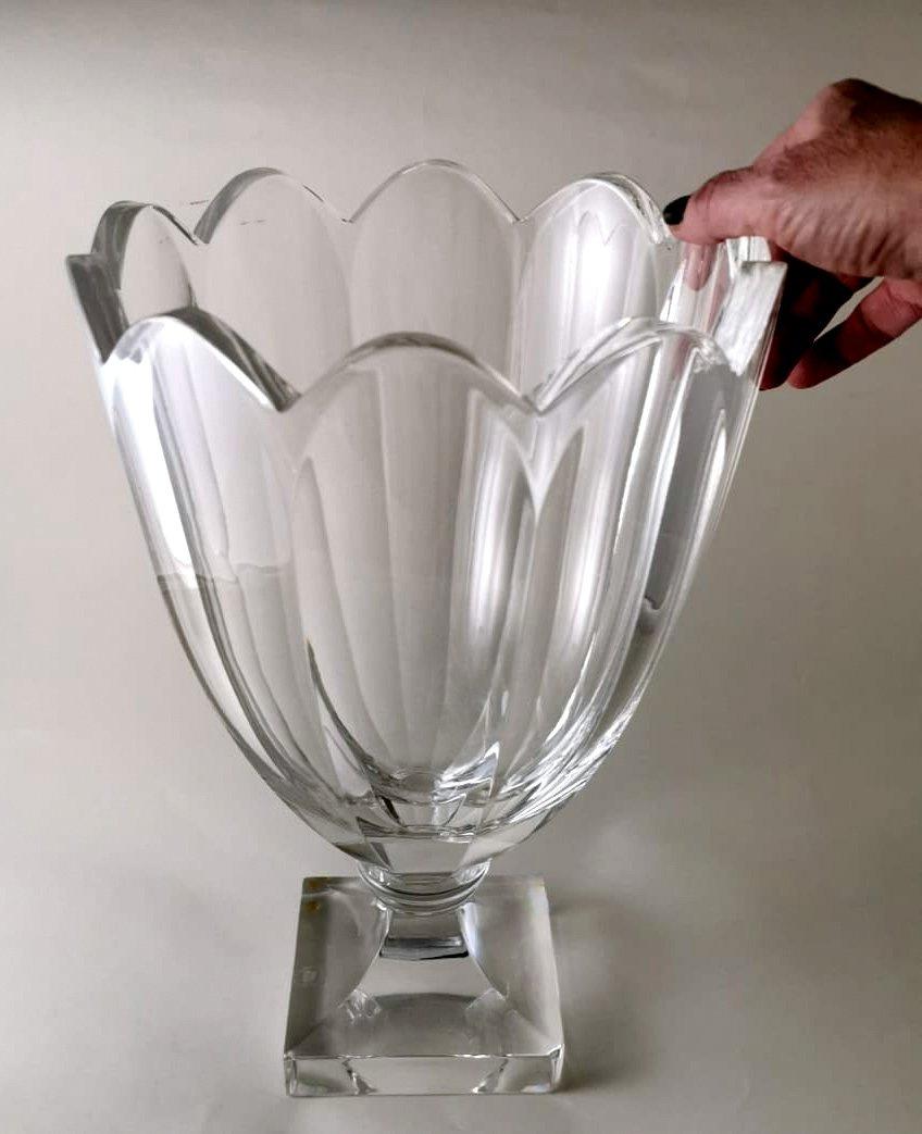 Swedish Crystal Tulip Vase With Square Base For Sale 12