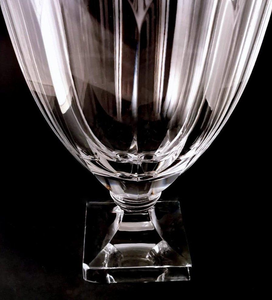 20th Century Swedish Crystal Tulip Vase With Square Base For Sale