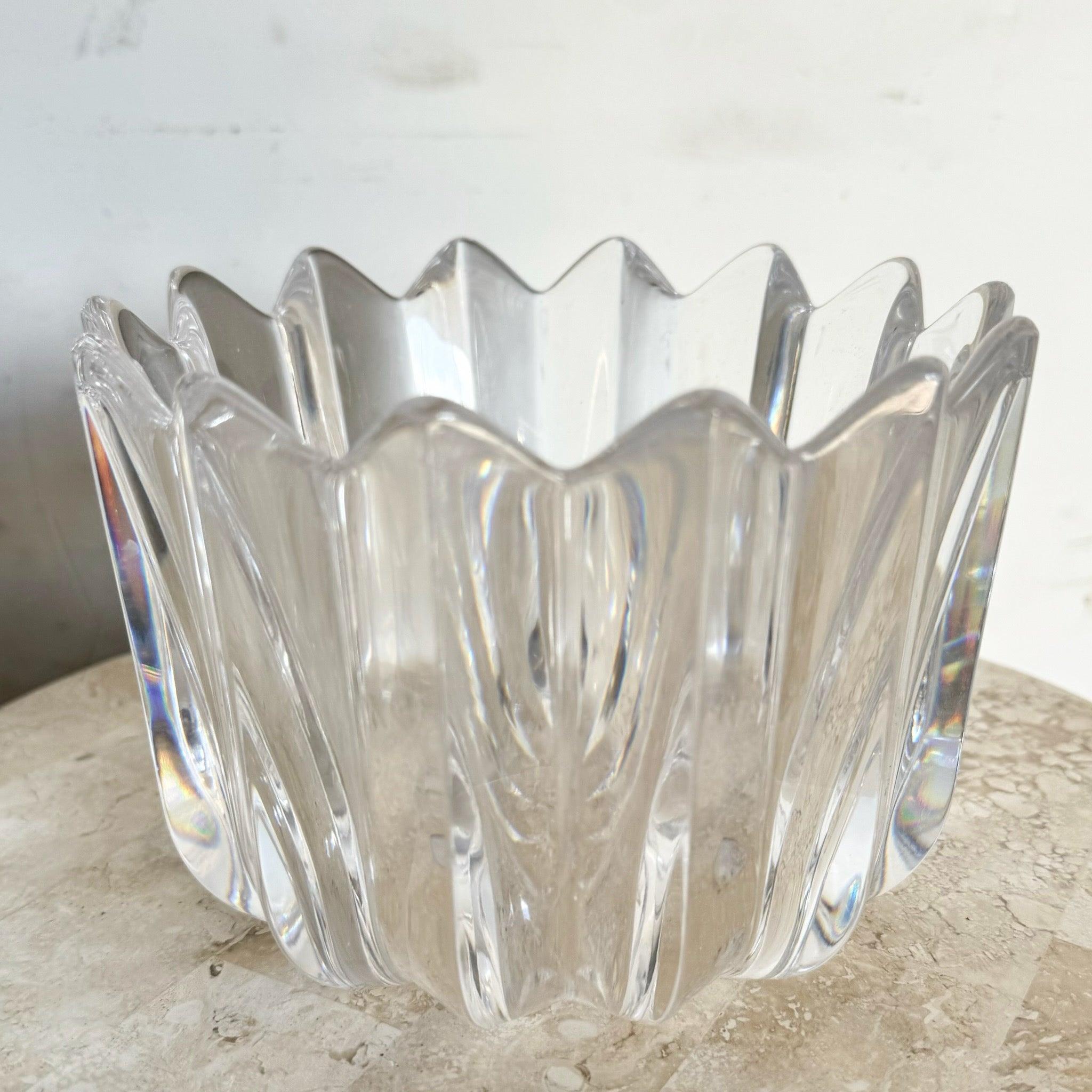Svedese Vaso di cristallo svedese, Fleur di Orrefors in vendita