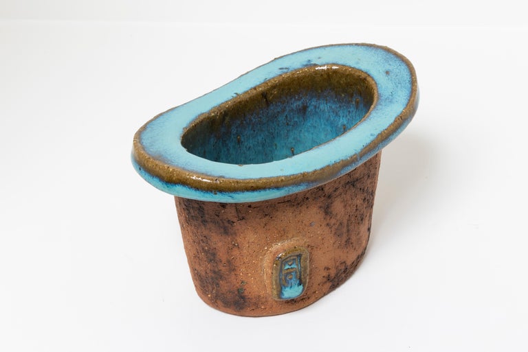 Stoneware bowl designed and produced by Curt Addin in his own studio, Glumslöv, Sweden, c. 1970s. Piece signed by maker. Great to group. I have a dozen listed so you can instantly start a collection.