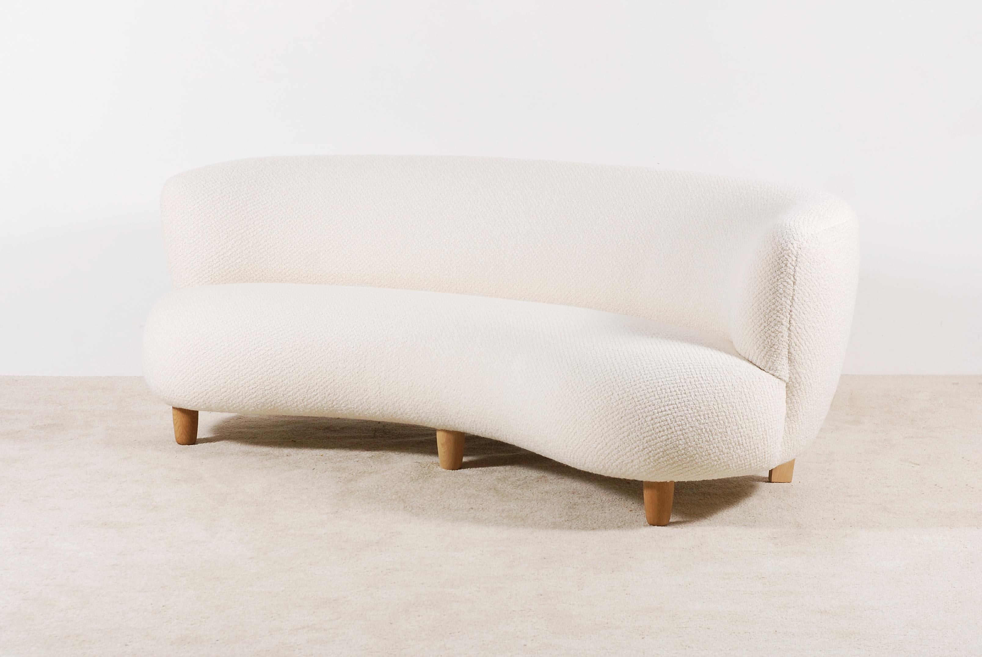 Scandinavian Modern Swedish Curved Sofa Attributed to Otto Schulz for Boet, 1940s