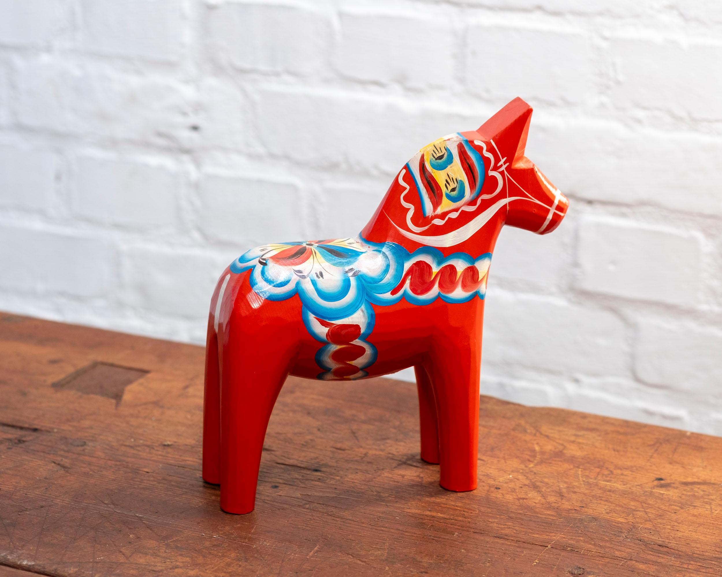 Swedish Dala Horse by Grannas Anders Olsson Hemsjöjd In Good Condition For Sale In Balen, BE