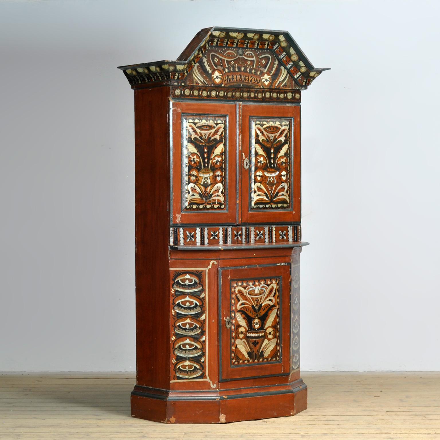 Folk Art Swedish Dalarna Painted Crown Cupboard, dated 1799 For Sale