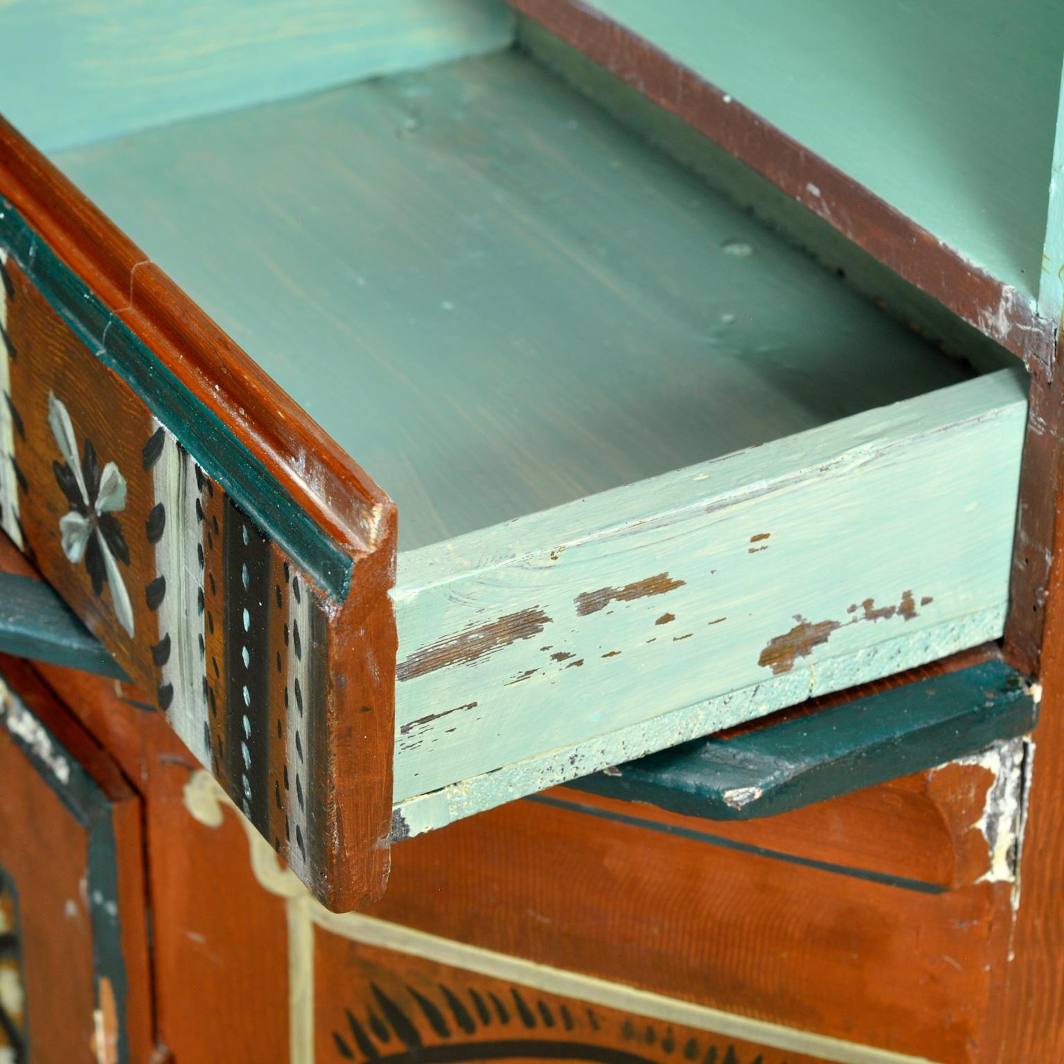 Swedish Dalarna Painted Crown Cupboard, dated 1799 For Sale 1
