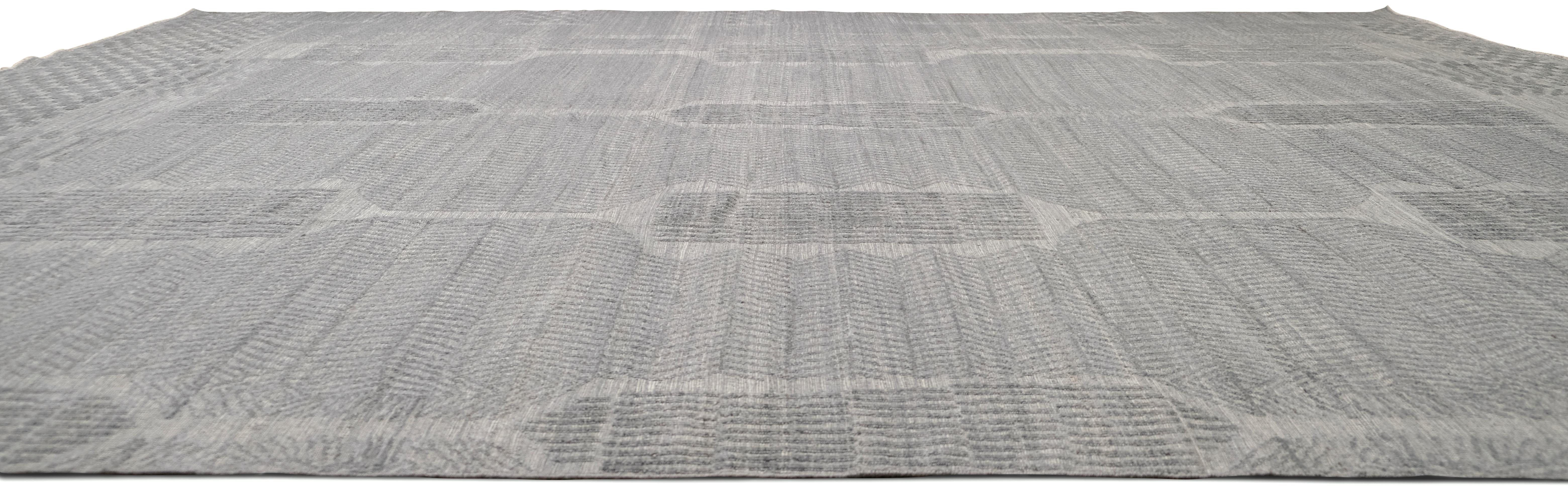 Pakistanais Tapis déco suédois à motifs géométriques gris-bleu 12'2''x16'2'' en vente