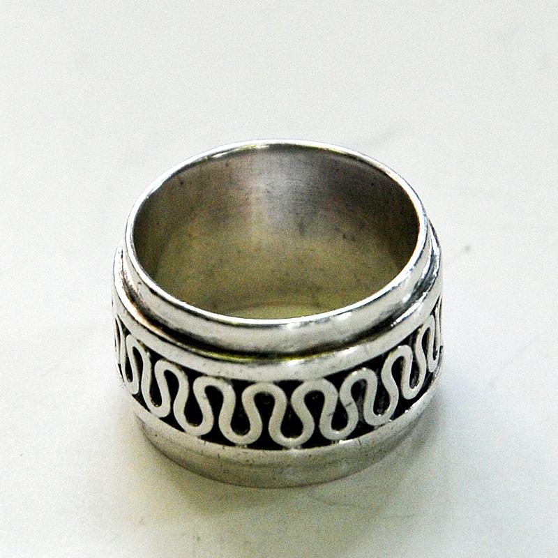 Late 20th Century Swedish Decor Silver Bracelet and Ring Set by Willy Käfling, 1971 For Sale