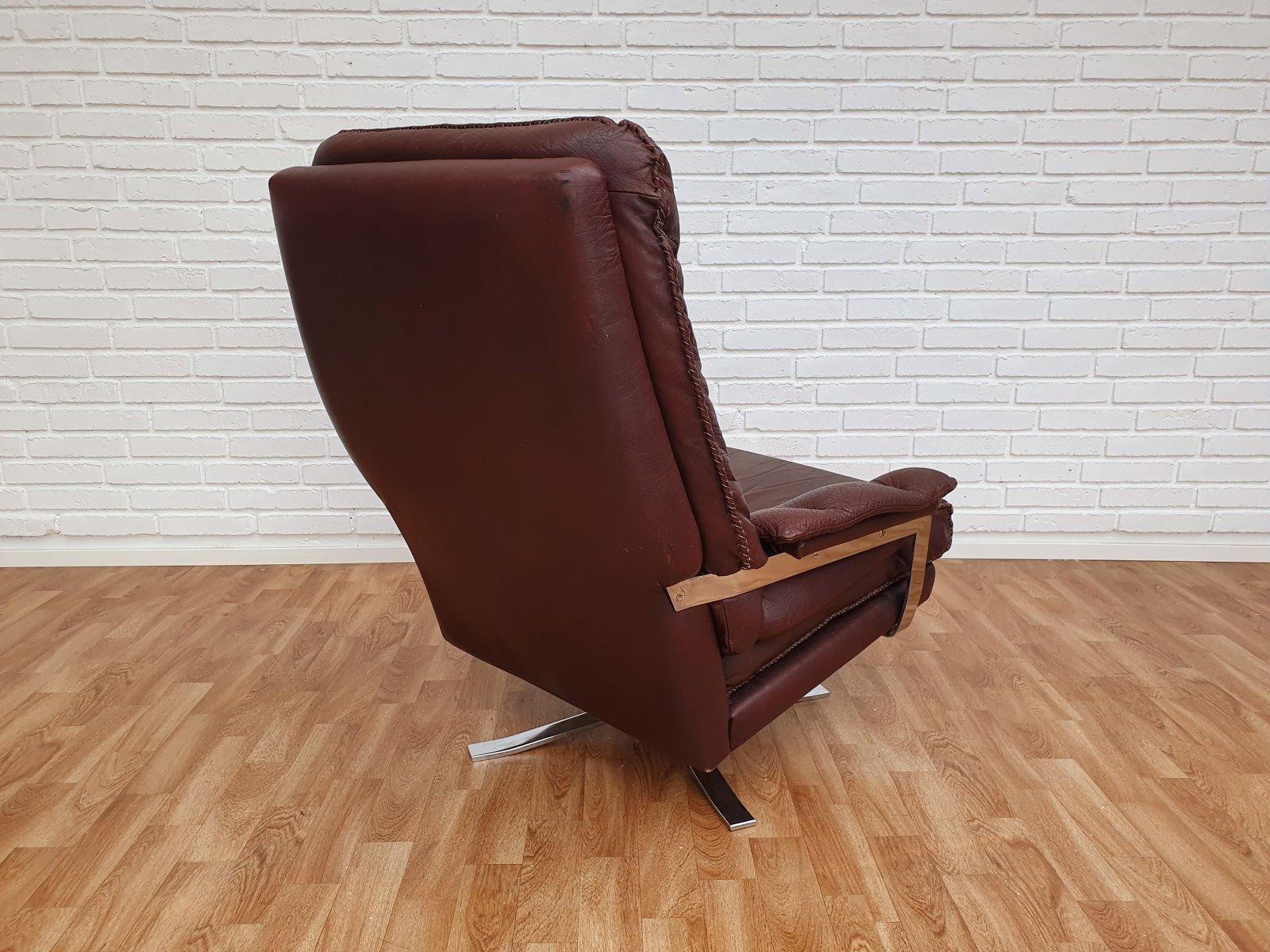 Steel Swedish design 70s, Arne Norell loungechair, original upholstery, leather, chrom For Sale