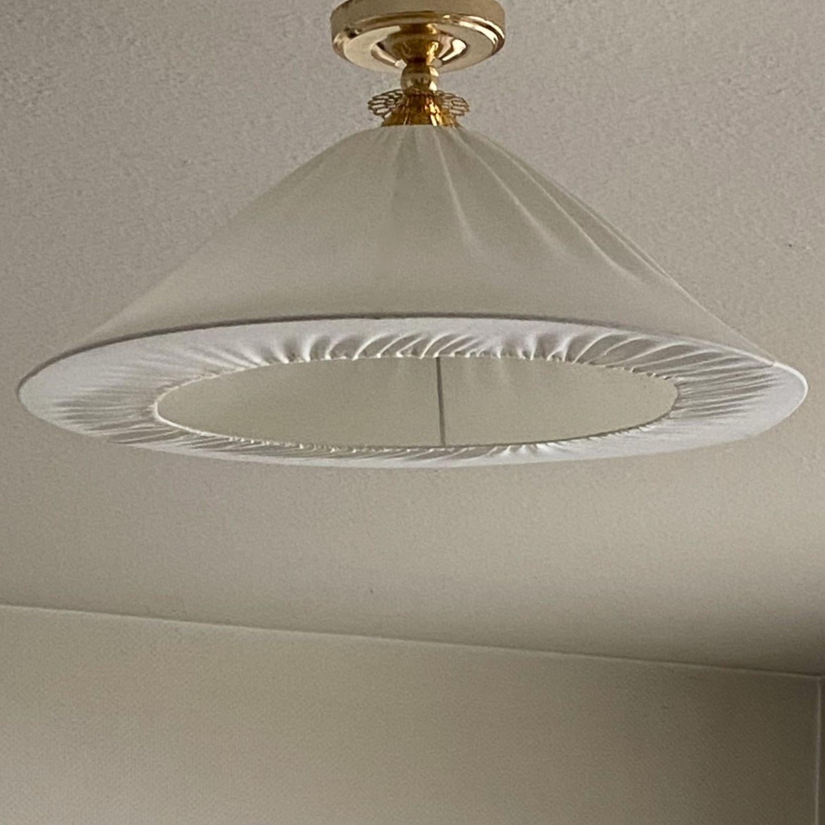 Empotrable textil de latón de diseño sueco de mediados de siglo,  Finlandia, años 50 Moderno de mediados de siglo en venta