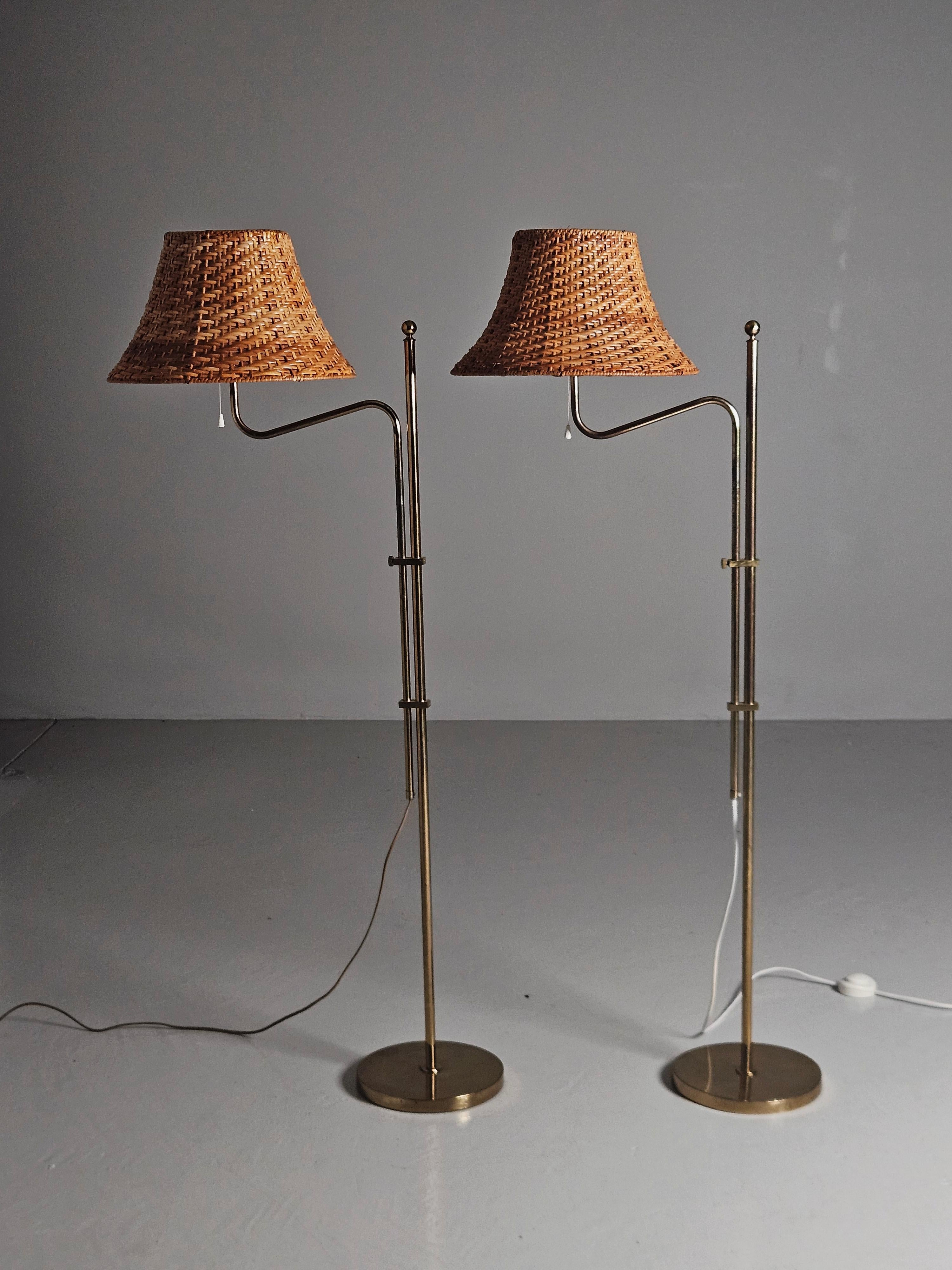 Lámpara de pie regulable de diseño sueco de Bergboms, años 60 Escandinavo moderno en venta