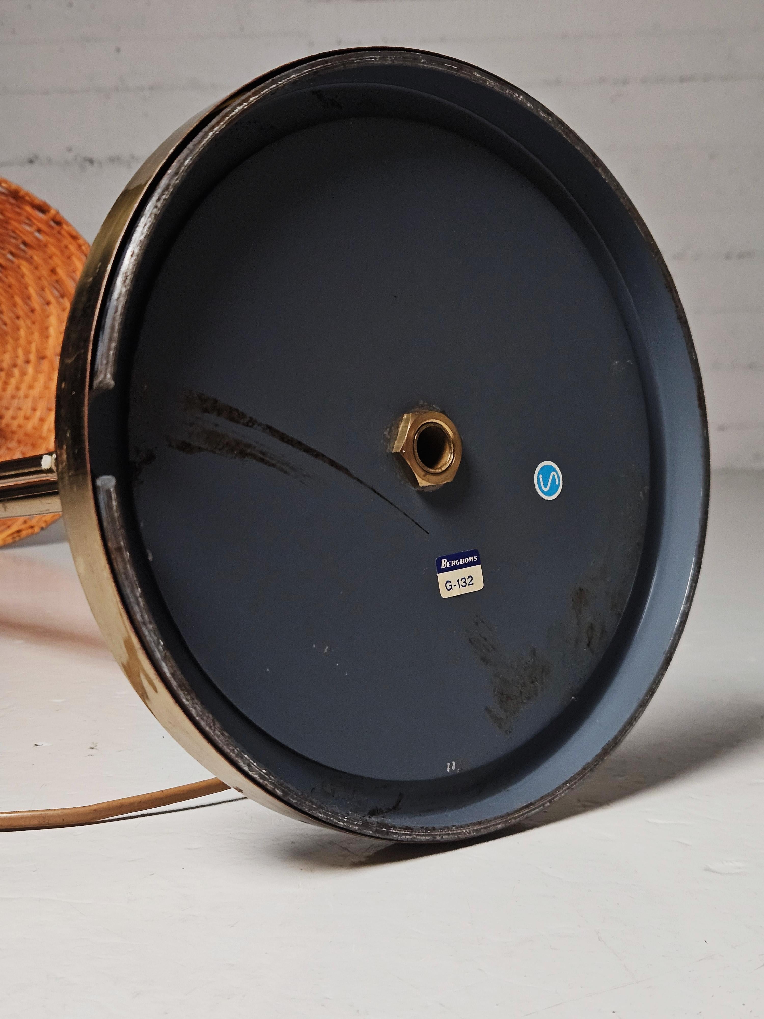 Lámpara de pie regulable de diseño sueco de Bergboms, años 60 en venta 1