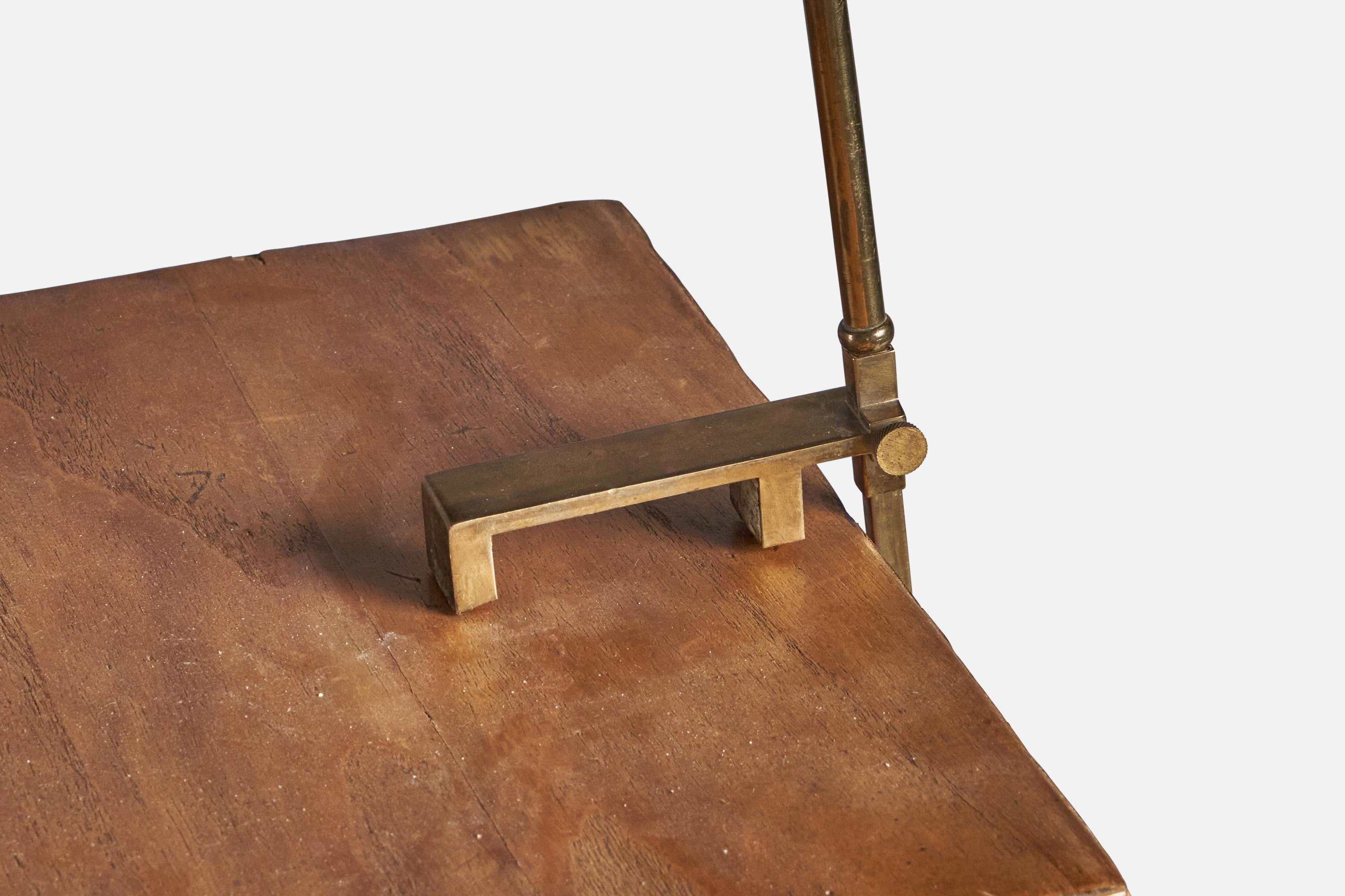 Schwedische Designerin, verstellbare Quastenleuchte, Messing, Rattan, Schweden, 1940er Jahre (Mitte des 20. Jahrhunderts) im Angebot