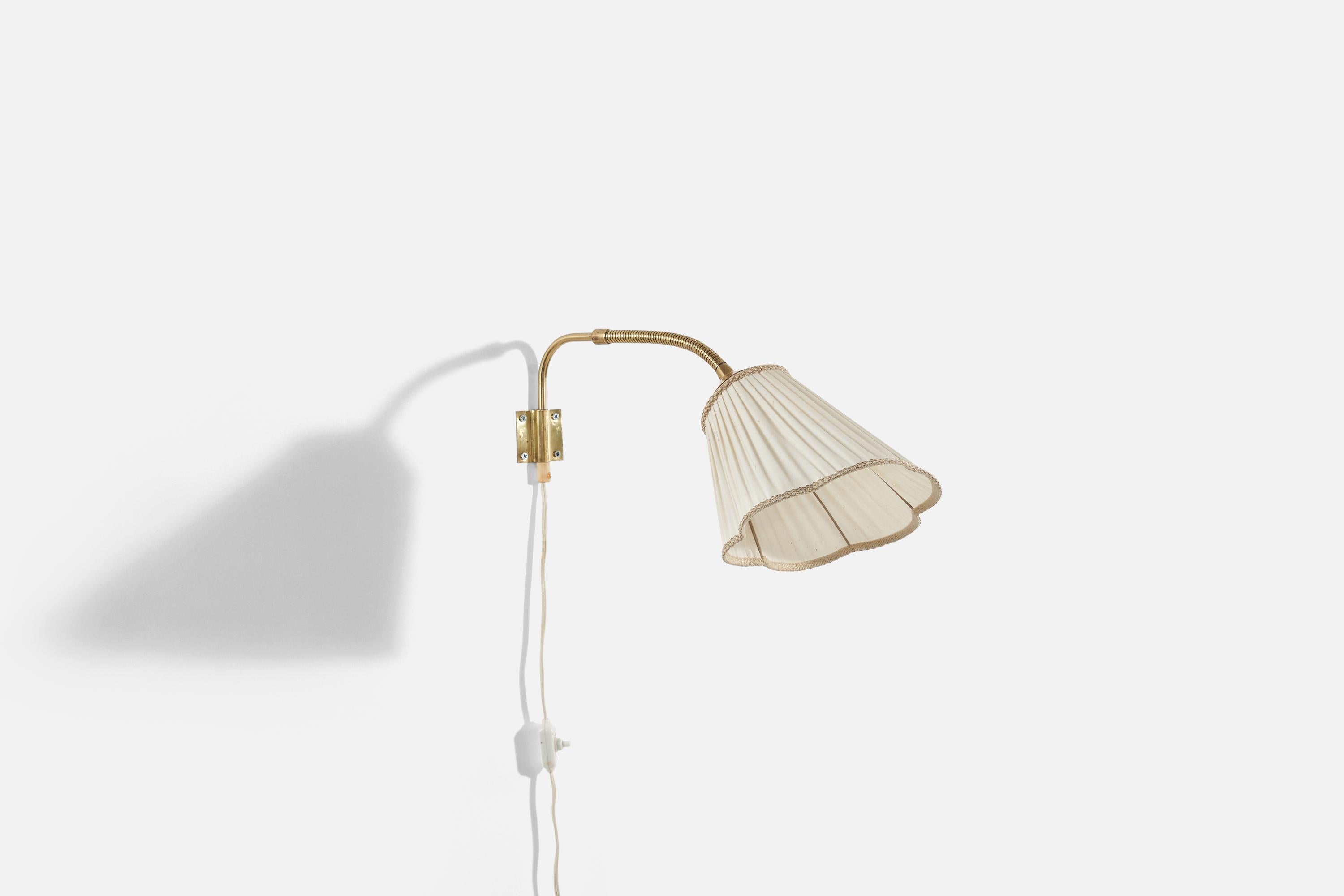Mid-Century Modern Swedish Designer, Adjustable Wall Light, Brass, Fabric, Sweden, 1940s For Sale