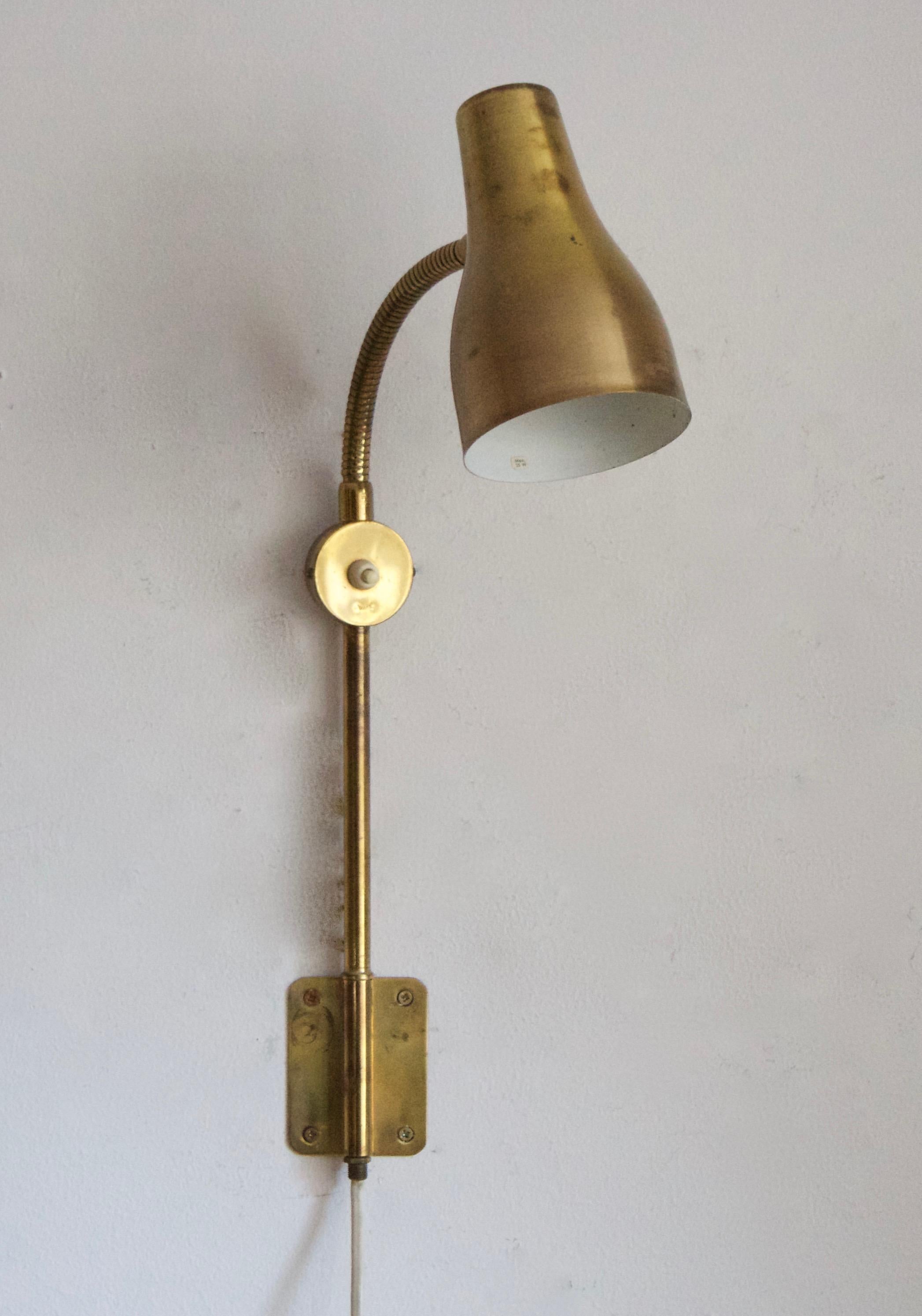 Scandinavian Modern Swedish Designer, Adjustable Wall Light, Brass, Sweden, 1950s For Sale