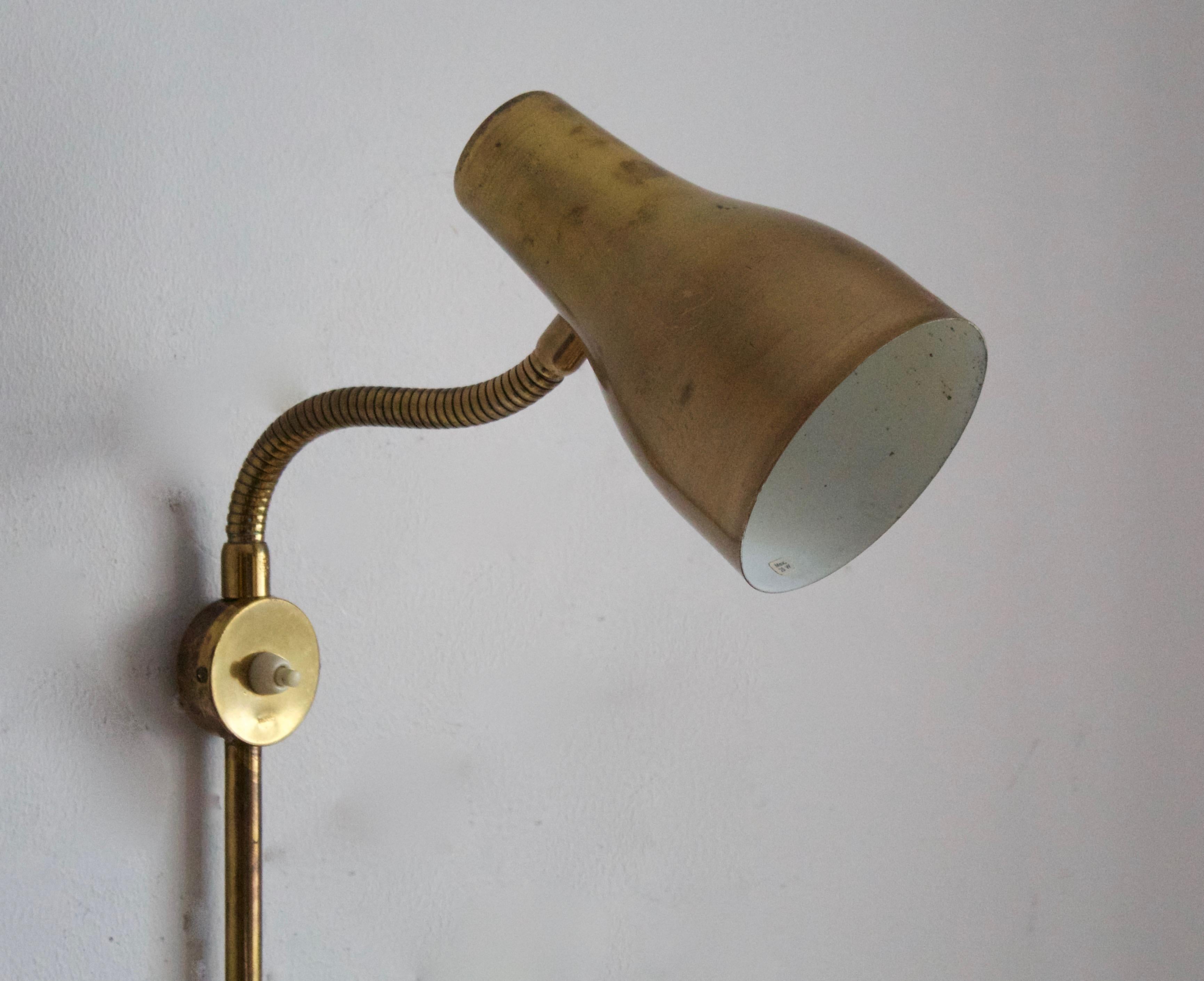 Mid-20th Century Swedish Designer, Adjustable Wall Light, Brass, Sweden, 1950s For Sale