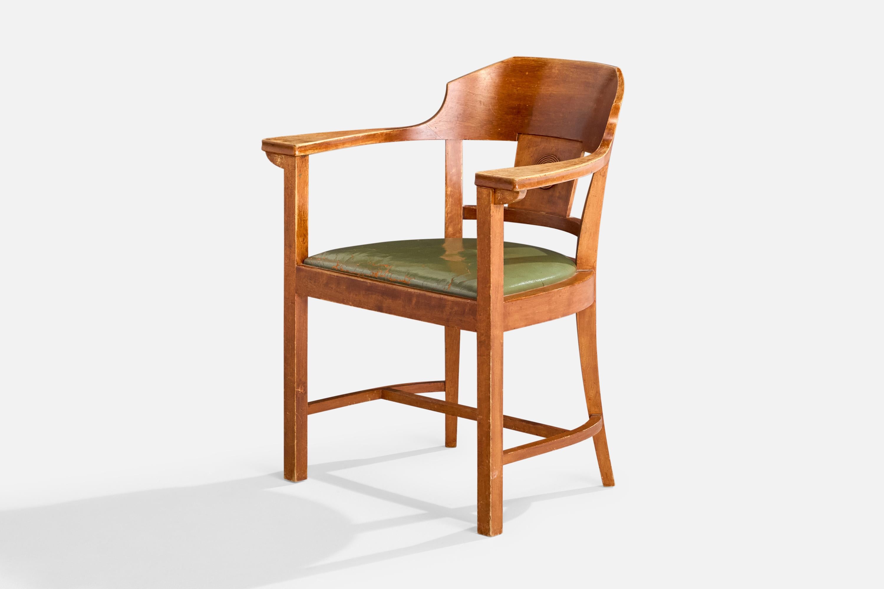 Designer suédois, fauteuil, bouleau, cuir, Suède, années 1900 Bon état - En vente à High Point, NC