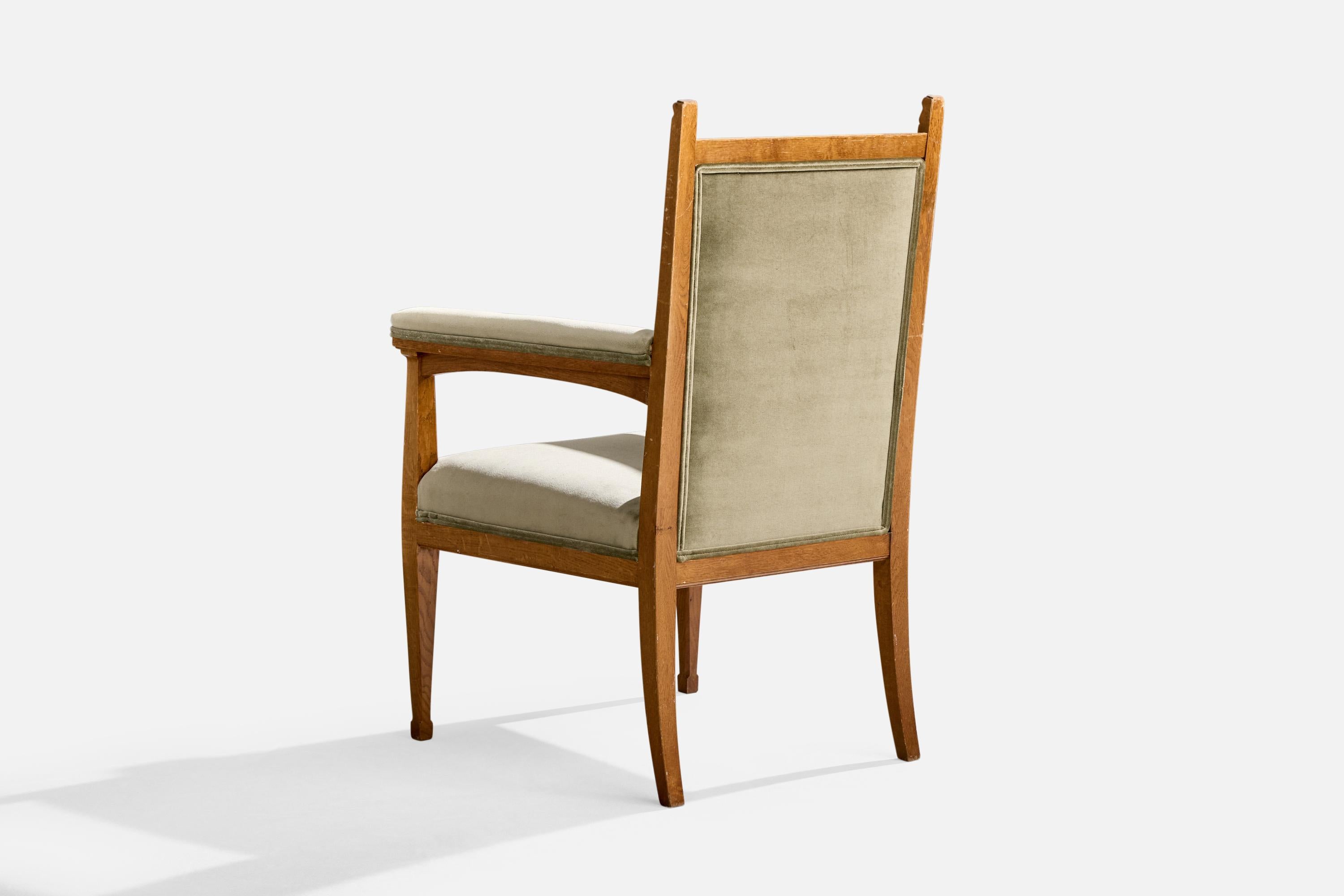 Designer suédois, fauteuil, Oak Oak, Velvet, Suède, 1900 en vente 1
