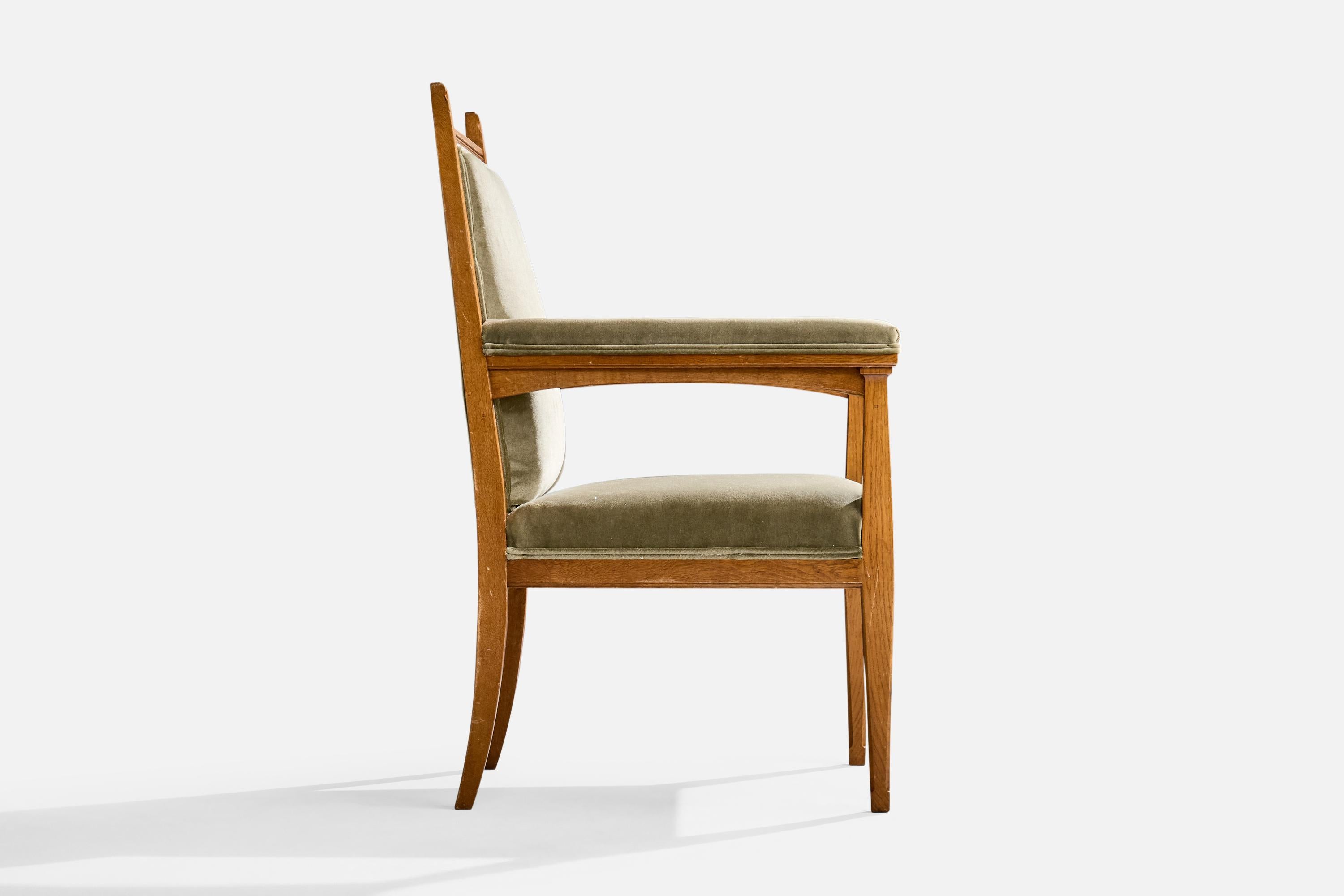 Designer suédois, fauteuil, Oak Oak, Velvet, Suède, 1900 en vente 2