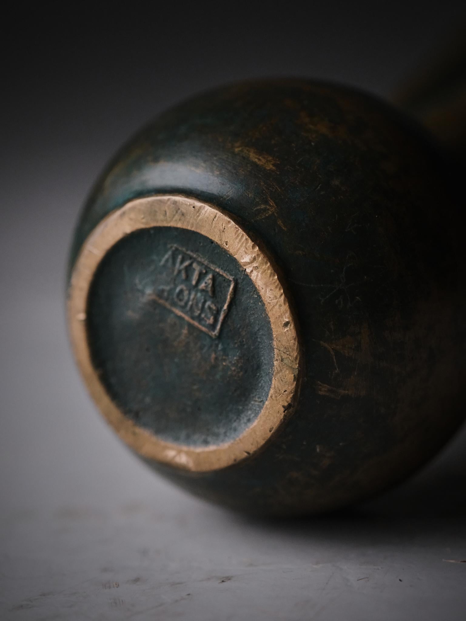 Schwedische Designer-Vase aus Bronze im Art déco-Stil, 1930er Jahre im Angebot 1