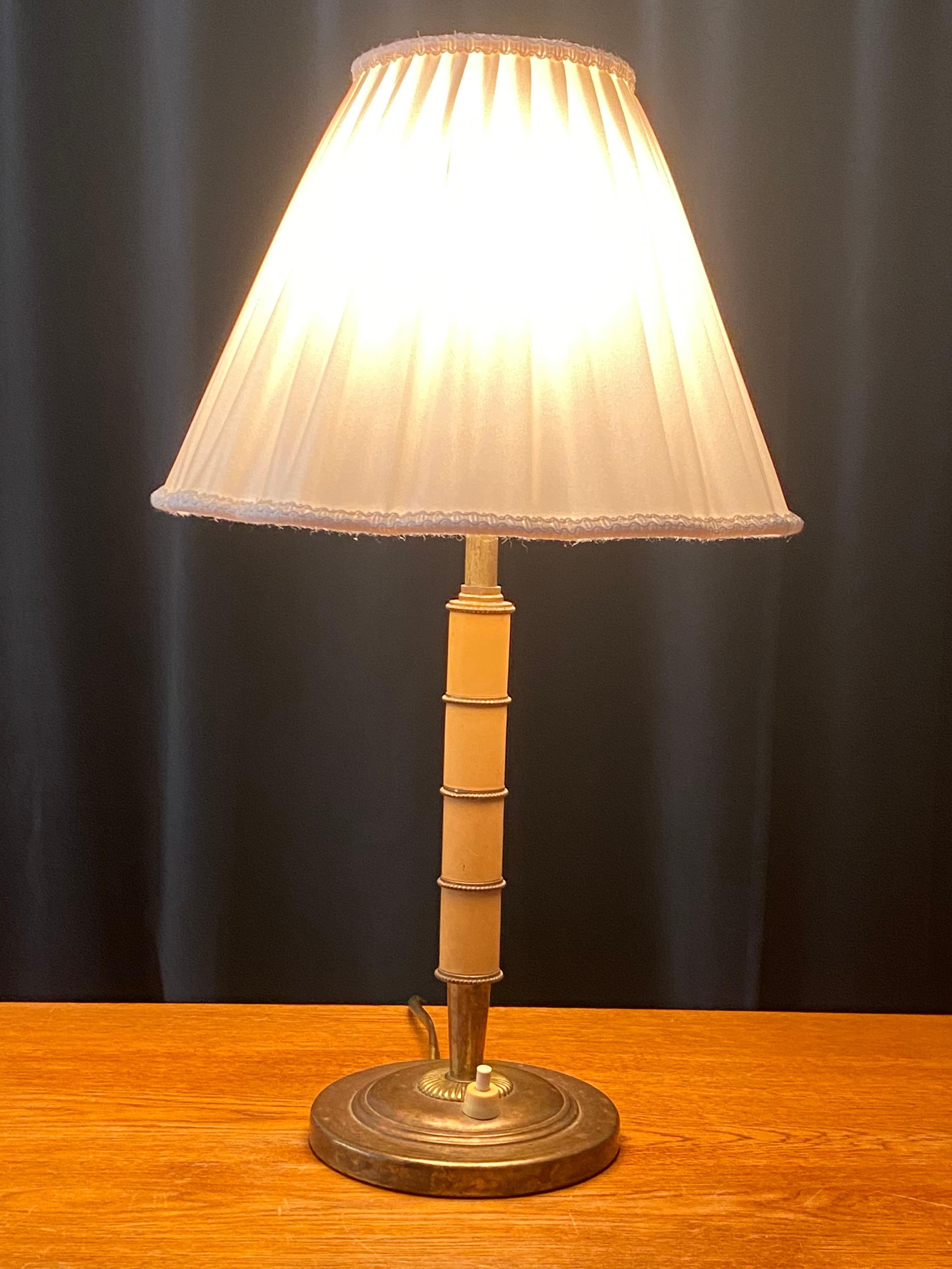 Swedish Designer, Art Deco Table Lamp, Brass Bakelite White Fabric Sweden, 1930s In Good Condition In High Point, NC