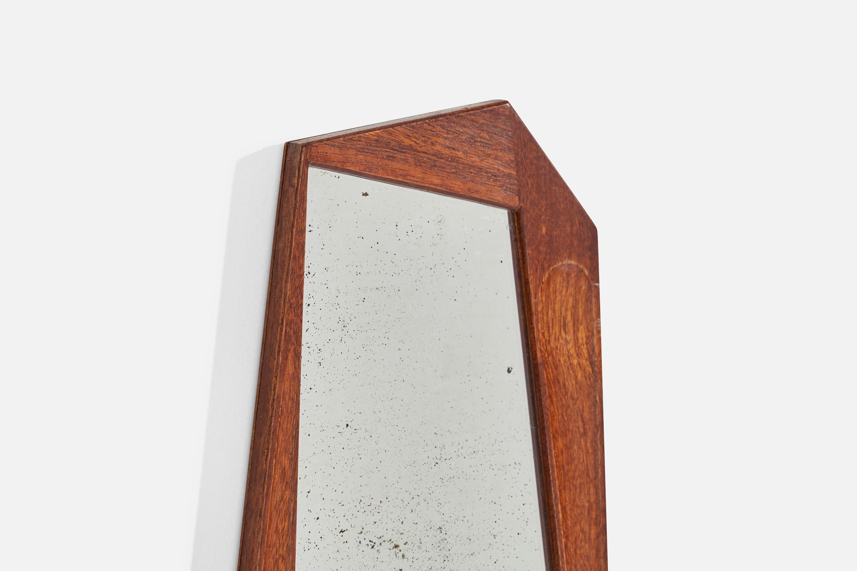 Suédois Miroir mural asymétrique de designer suédois, teck, Suède, années 1950 en vente