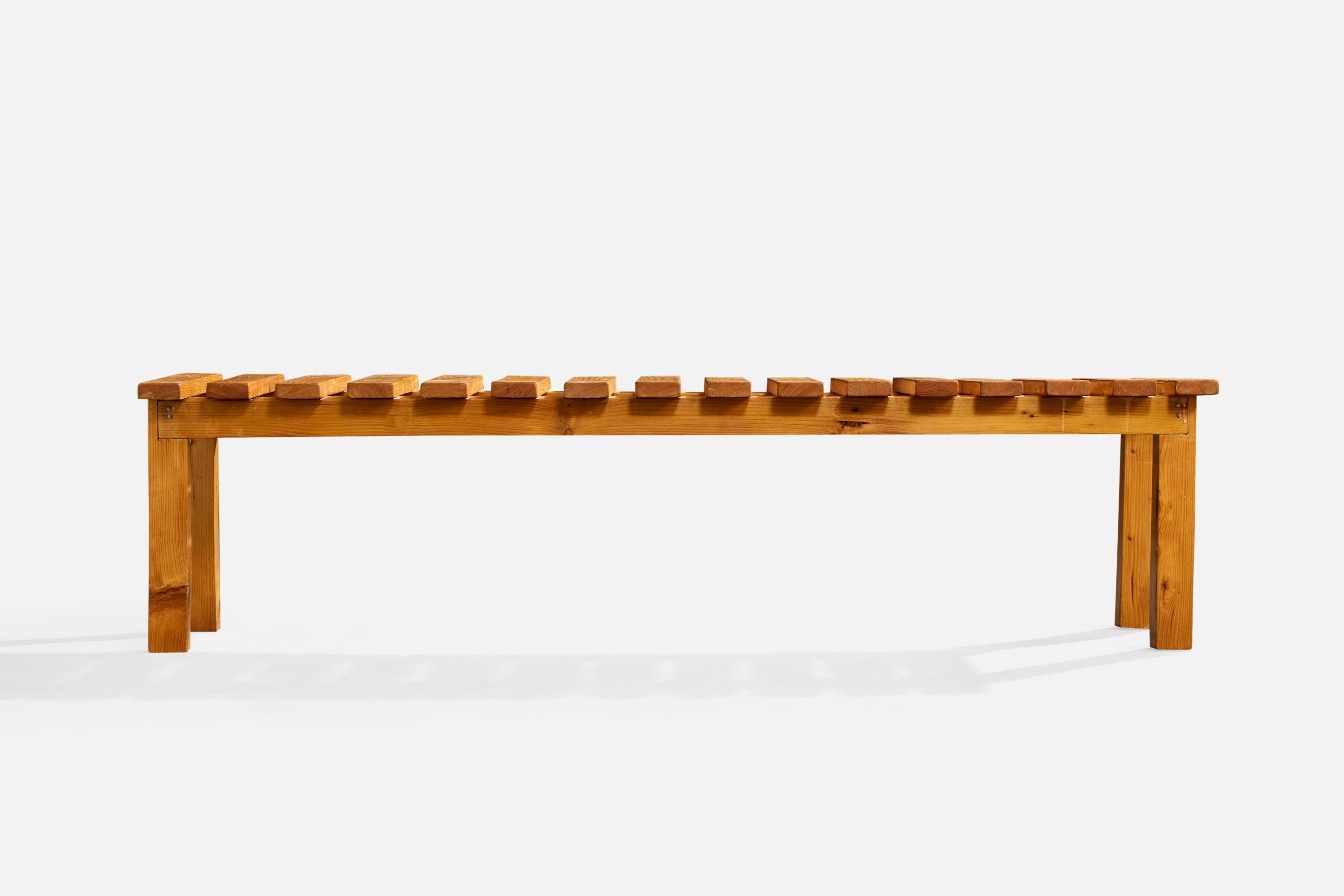 Svedese Panchina di design svedese, Pino, Svezia, anni '1970 in vendita