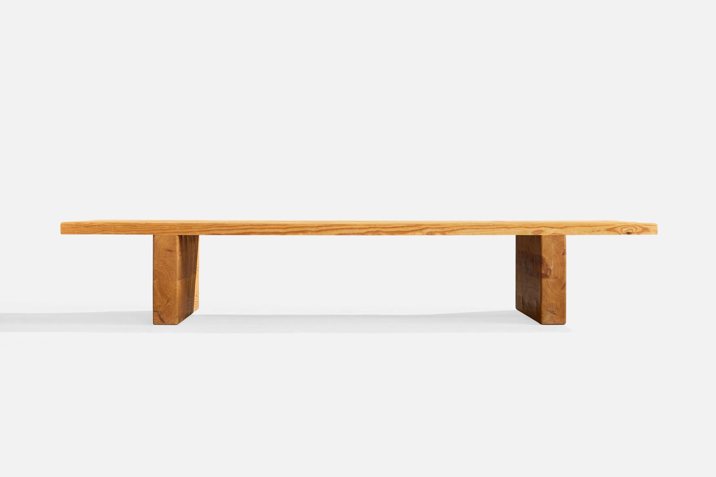 Suédois Créateur suédois, banc, pin, Suède, années 1970 en vente