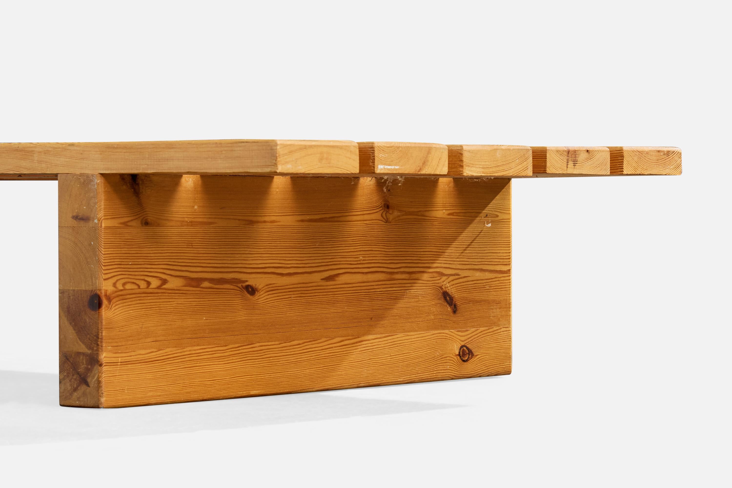 Créateur suédois, banc, pin, Suède, années 1970 en vente 1