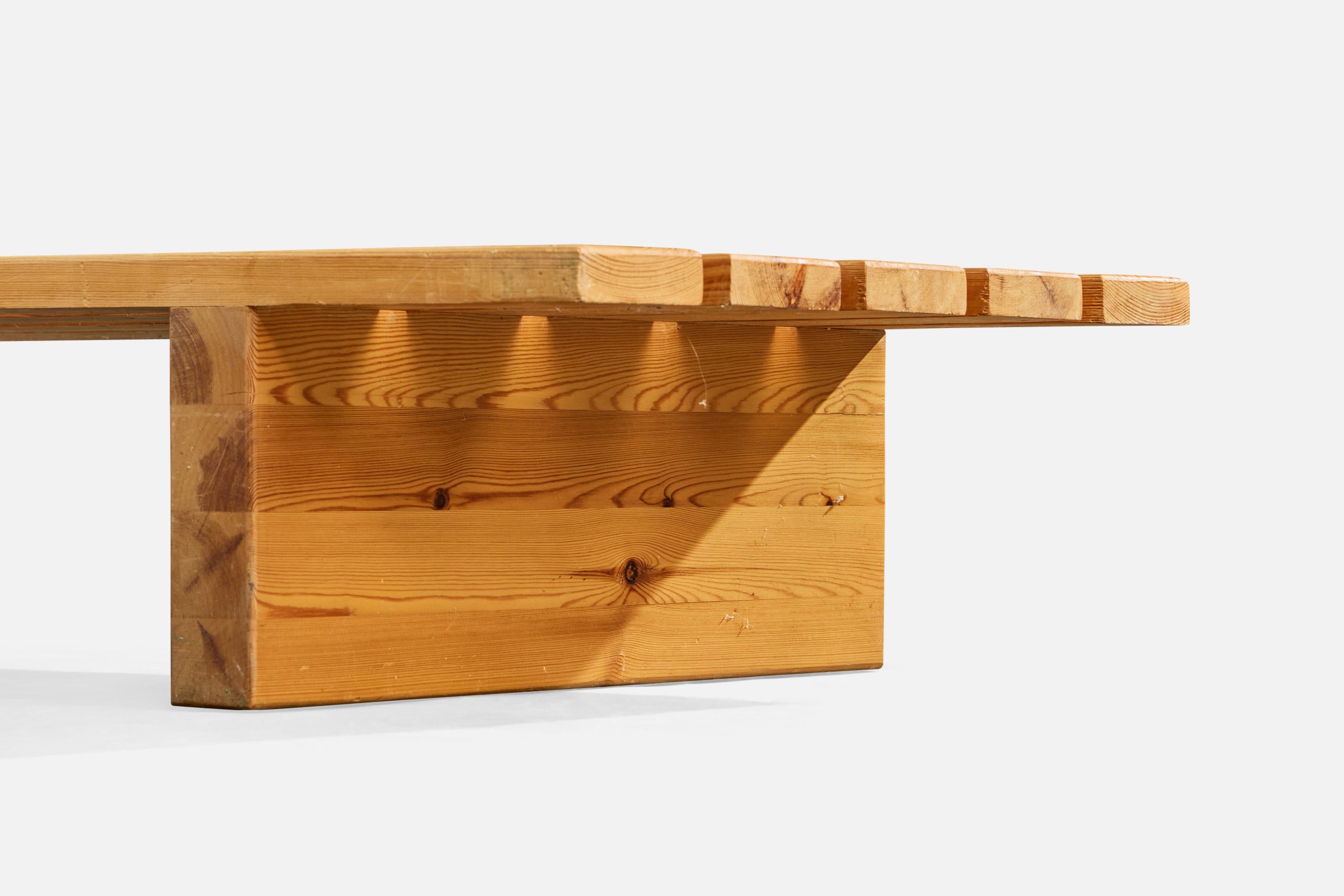 Créateur suédois, banc, pin, Suède, années 1970 en vente 1